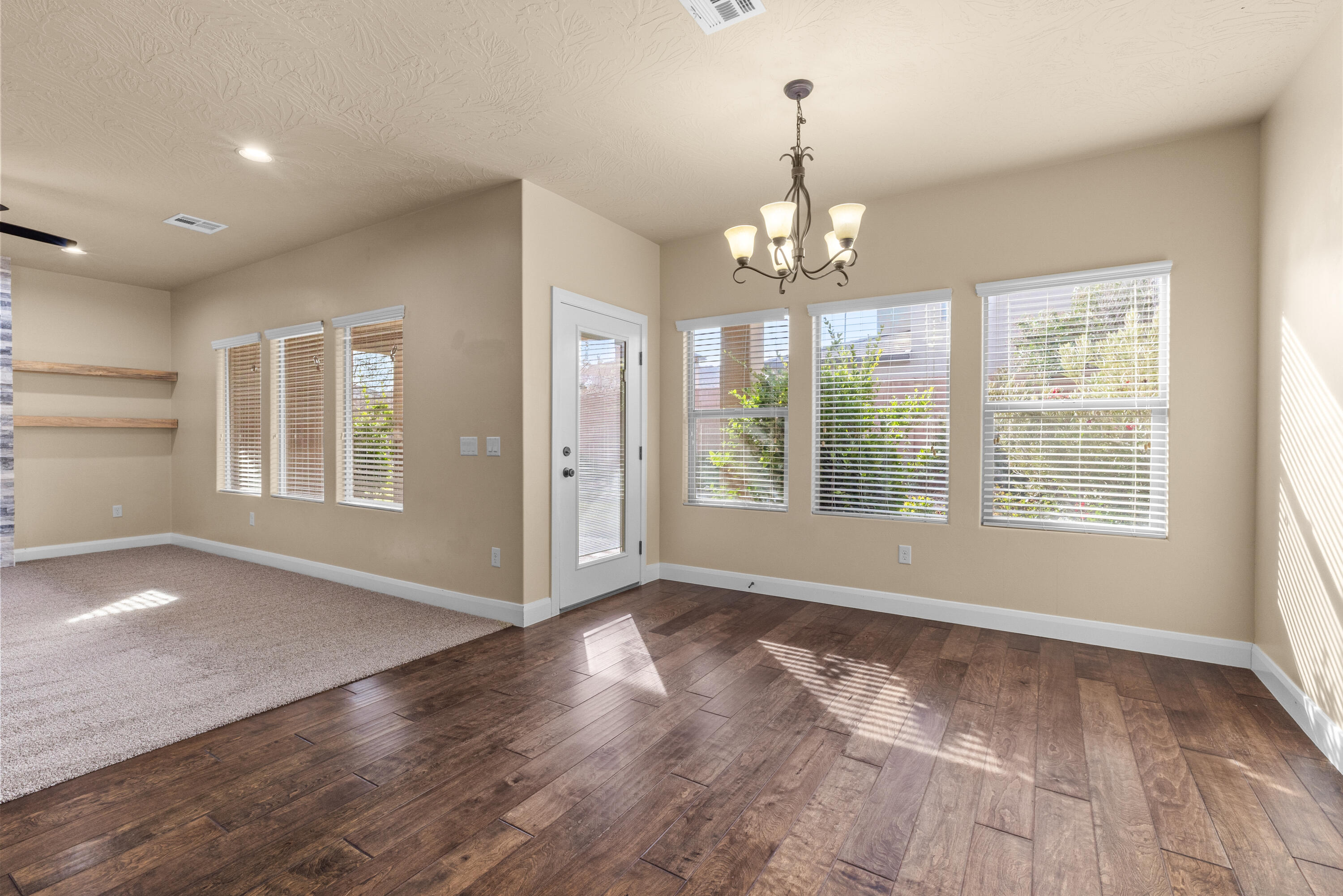 MULBERRY ESTATES - Residential