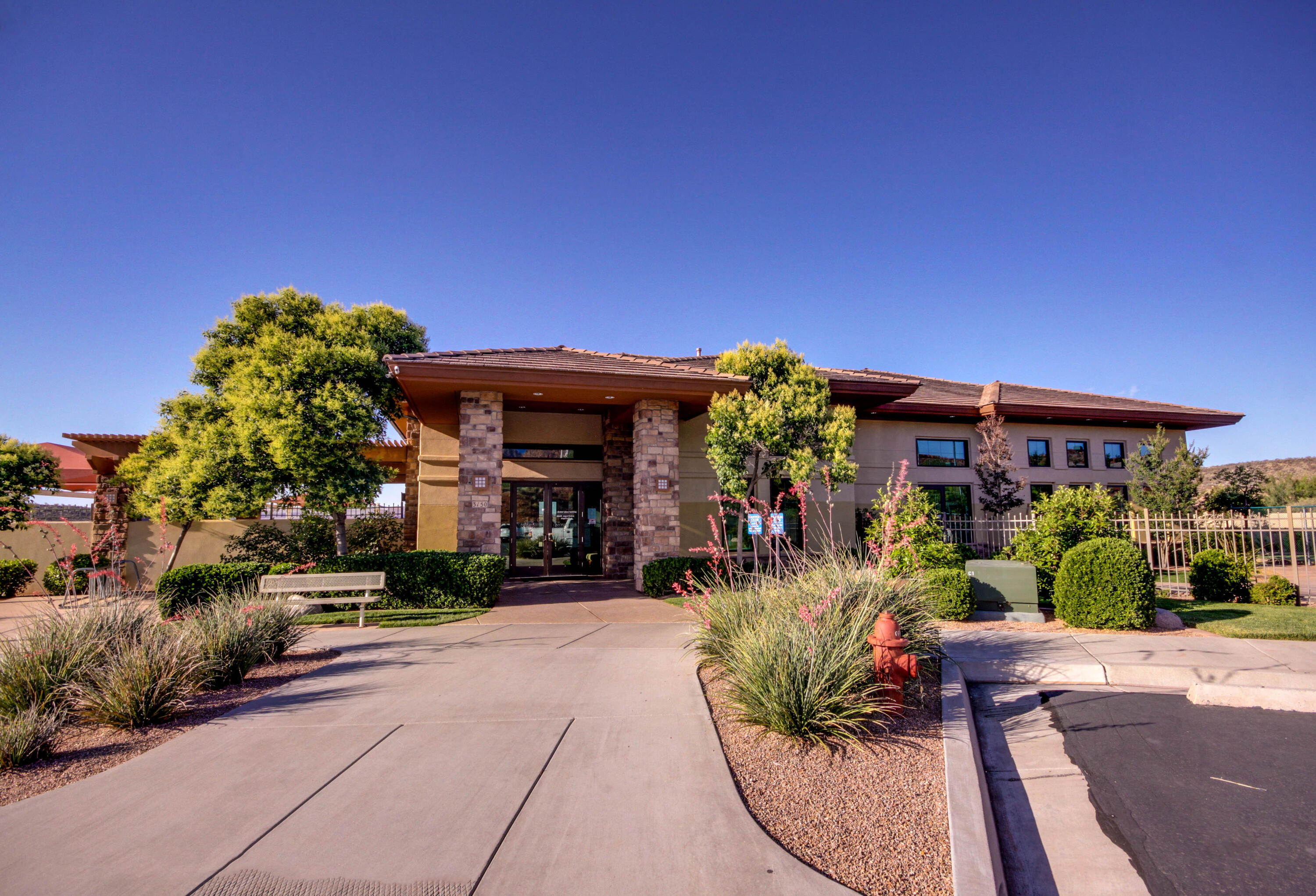 HIGHLAND PARK AT THE CORAL CANYON - Residential