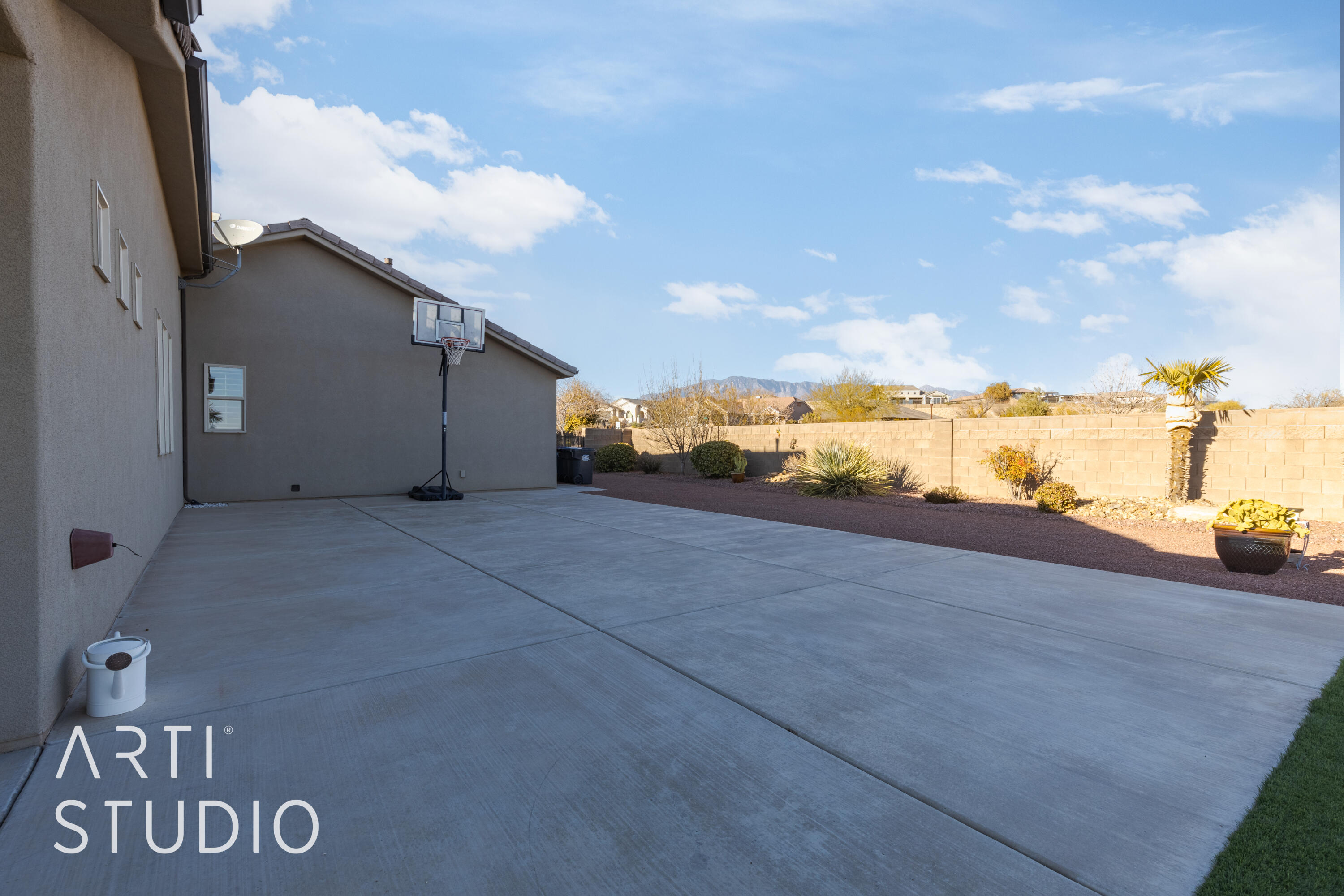 HIGHLAND PARK AT THE CORAL CANYON - Residential