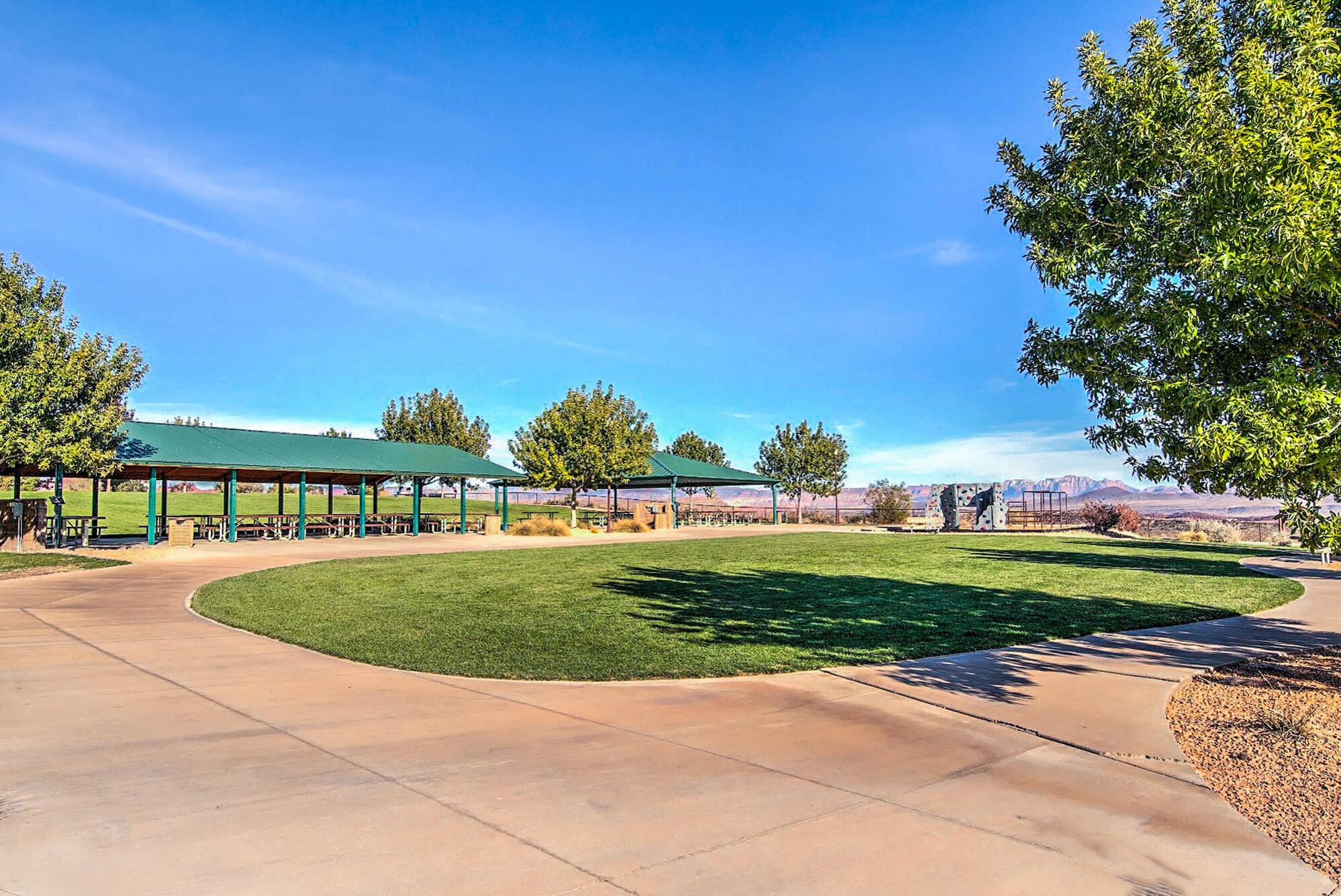 HIGHLAND PARK AT THE CORAL CANYON - Residential