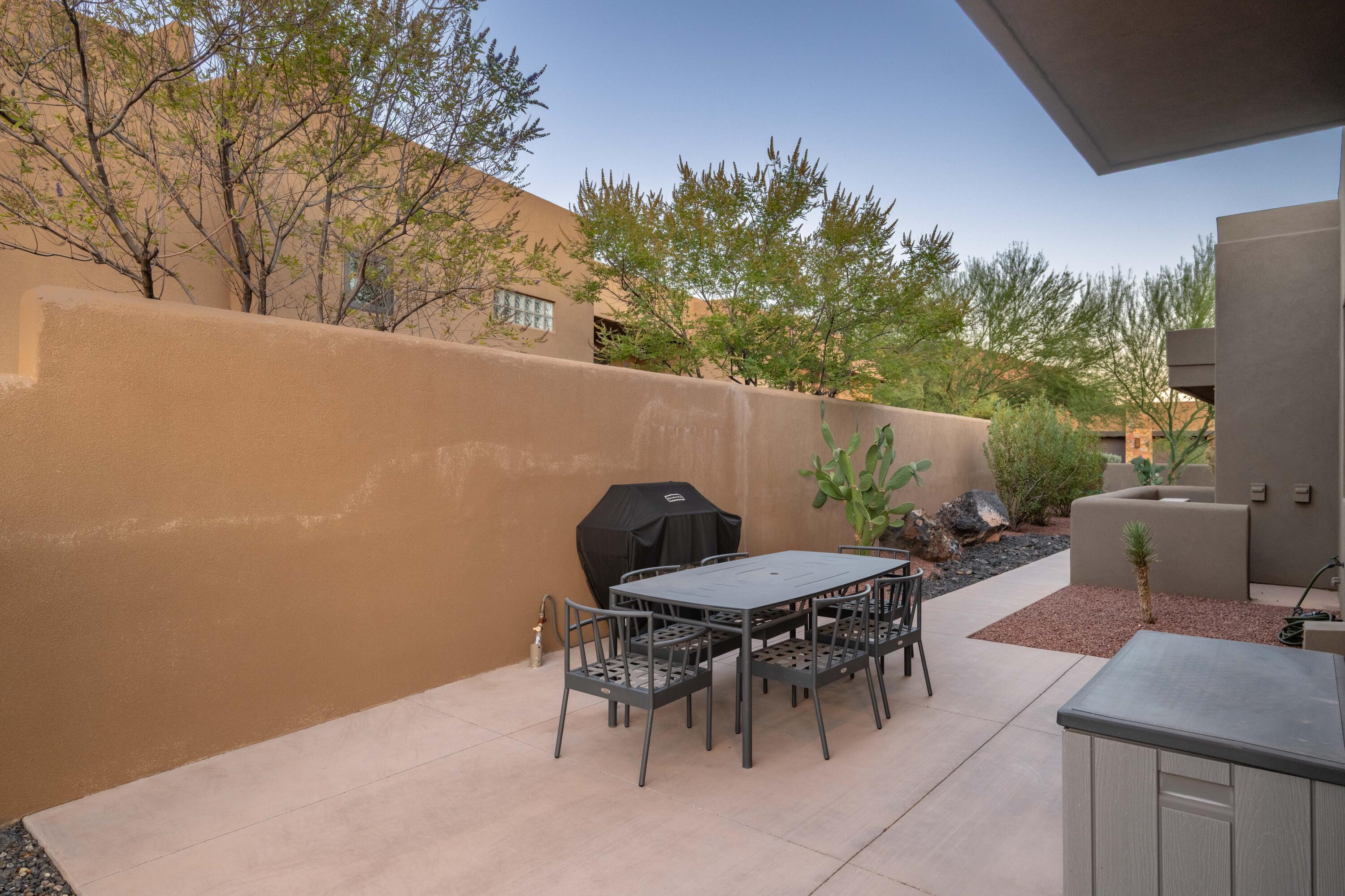 RESERVE OF ENTRADA SNOW CANYON PATIO HOMES - Residential