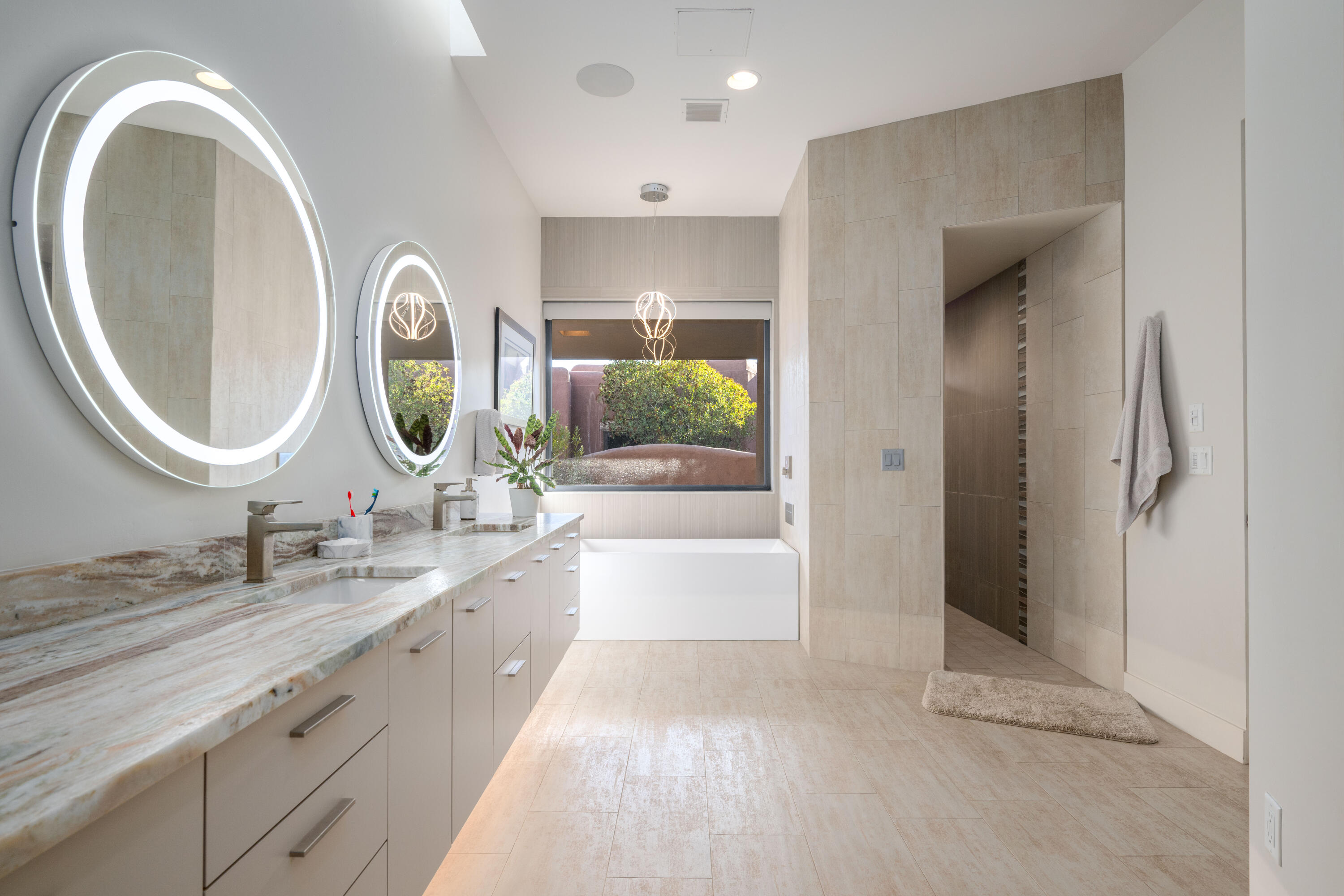 RESERVE OF ENTRADA SNOW CANYON PATIO HOMES - Residential