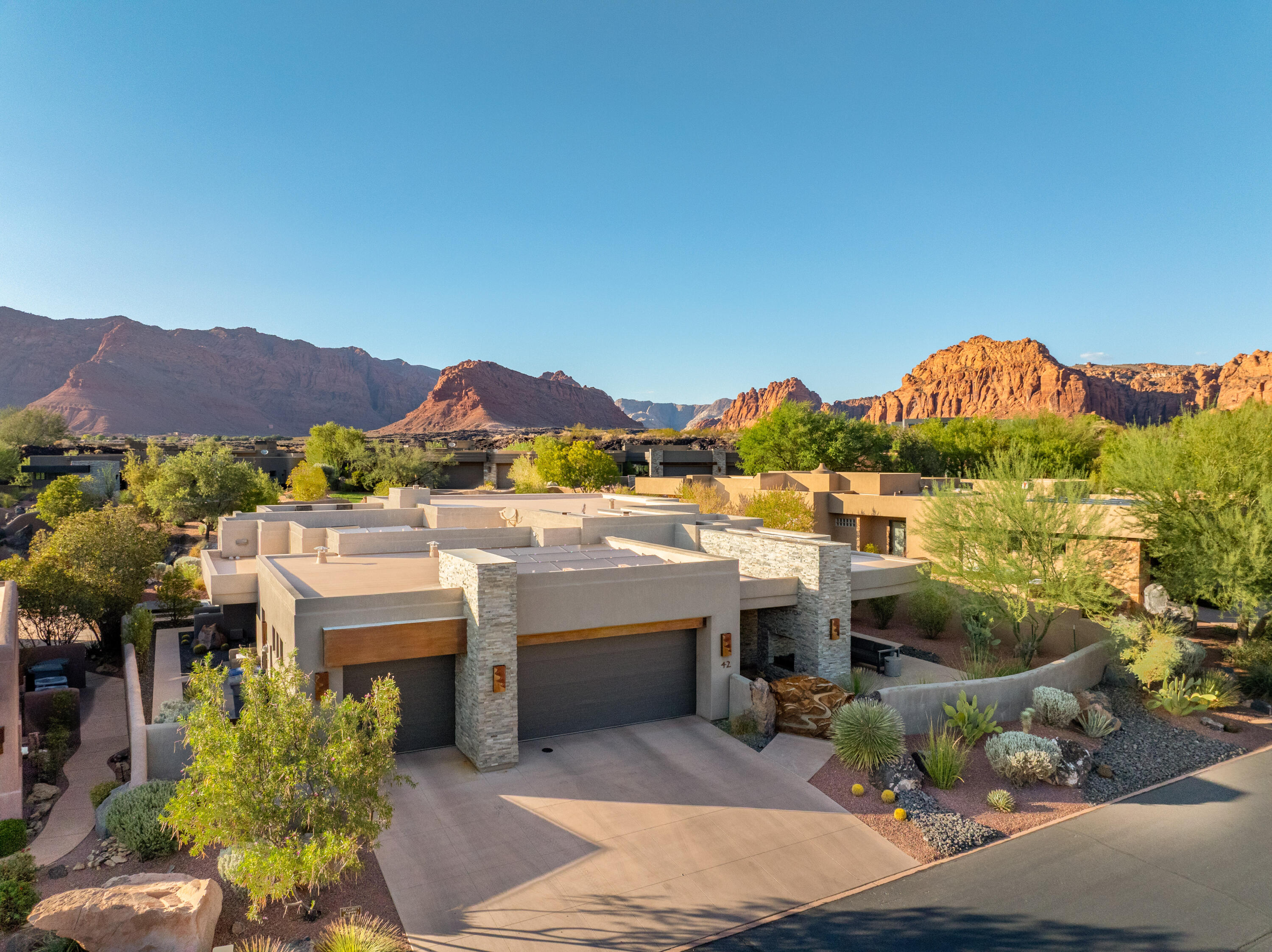 RESERVE OF ENTRADA SNOW CANYON PATIO HOMES - Residential