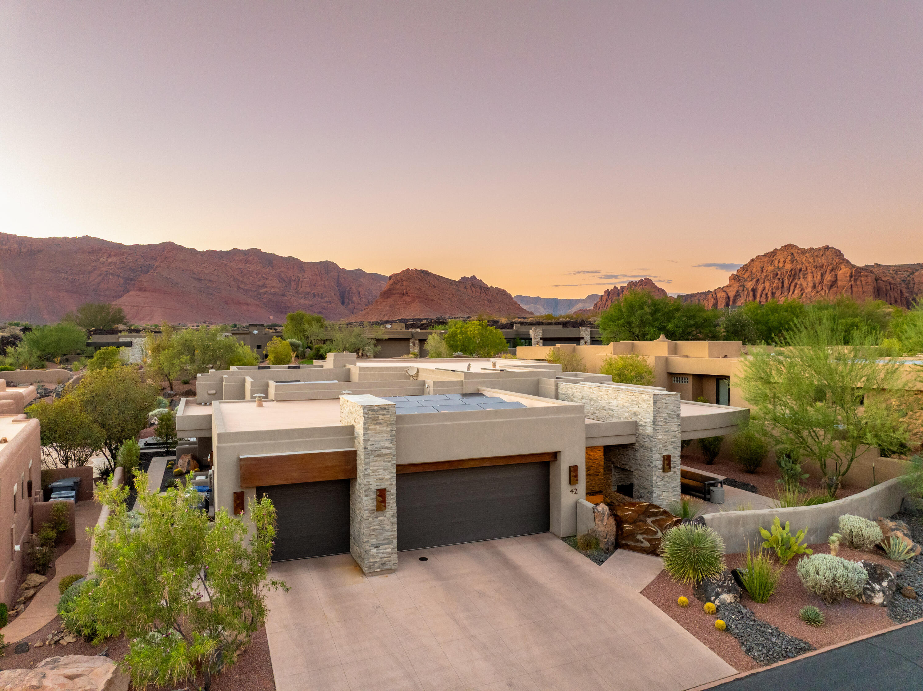 RESERVE OF ENTRADA SNOW CANYON PATIO HOMES - Residential