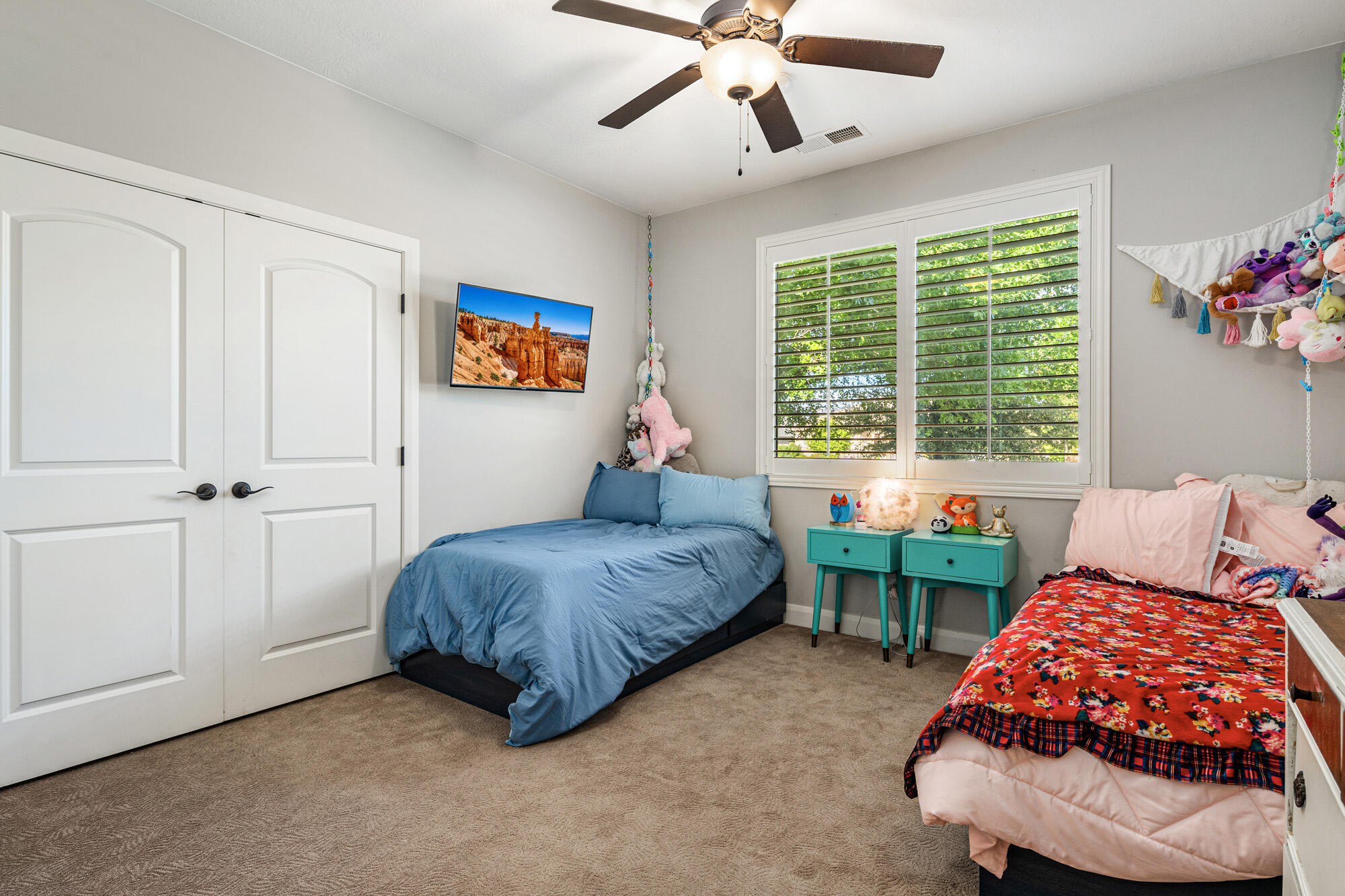 AVALLON AT MEADOWOOD - Residential