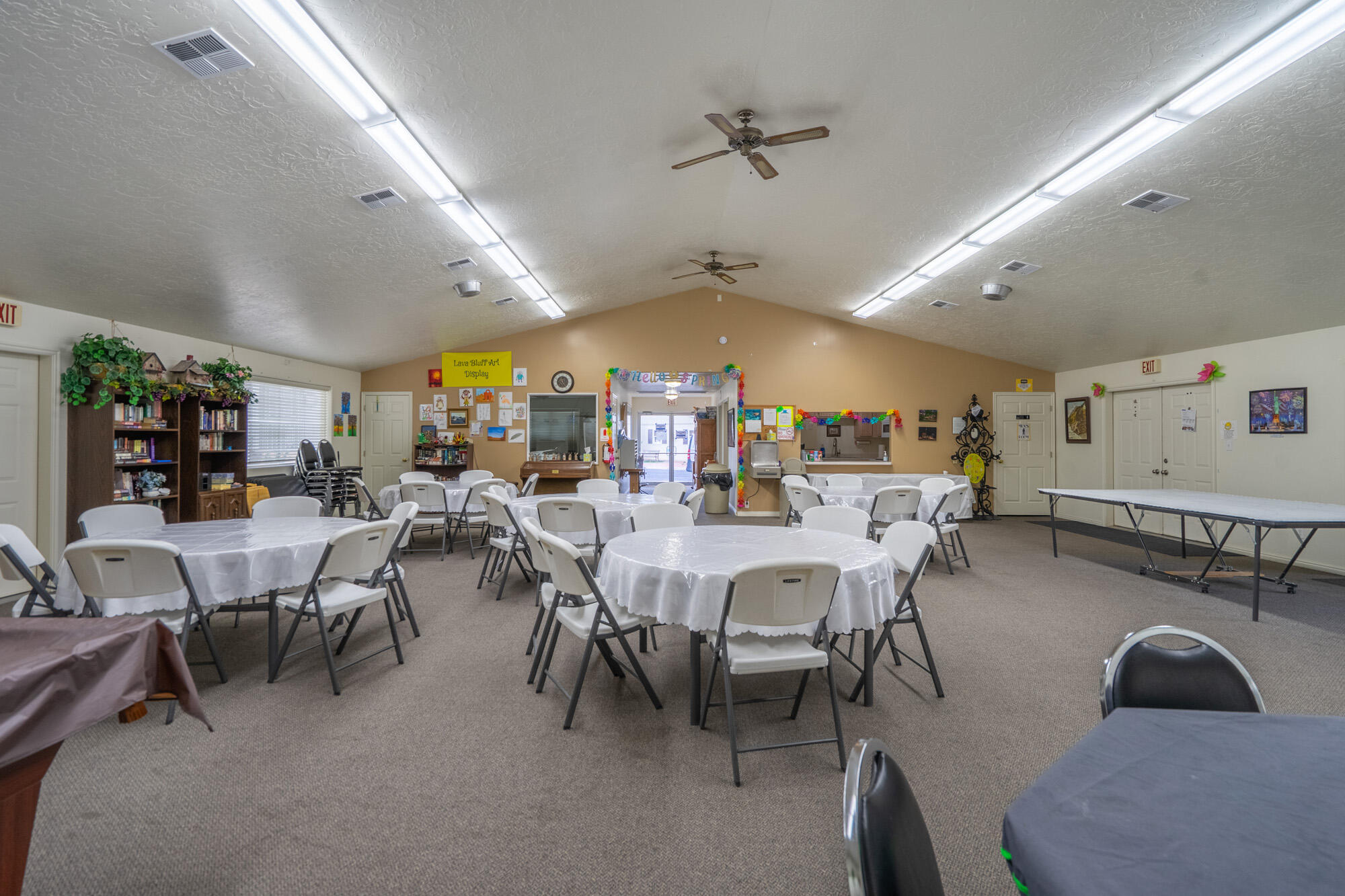 LAVA BLUFF MOBILE HOME PARK - Residential