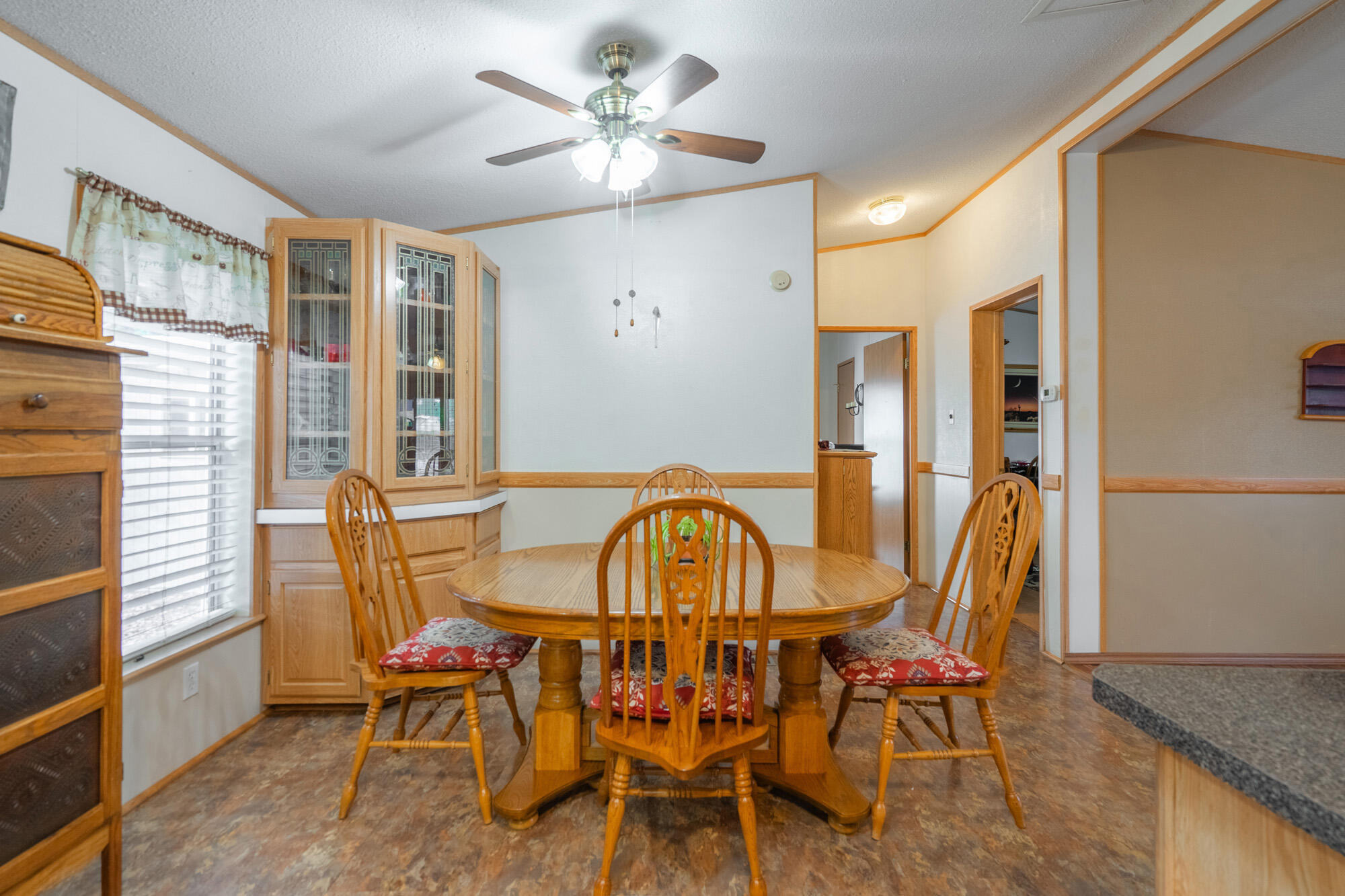 LAVA BLUFF MOBILE HOME PARK - Residential