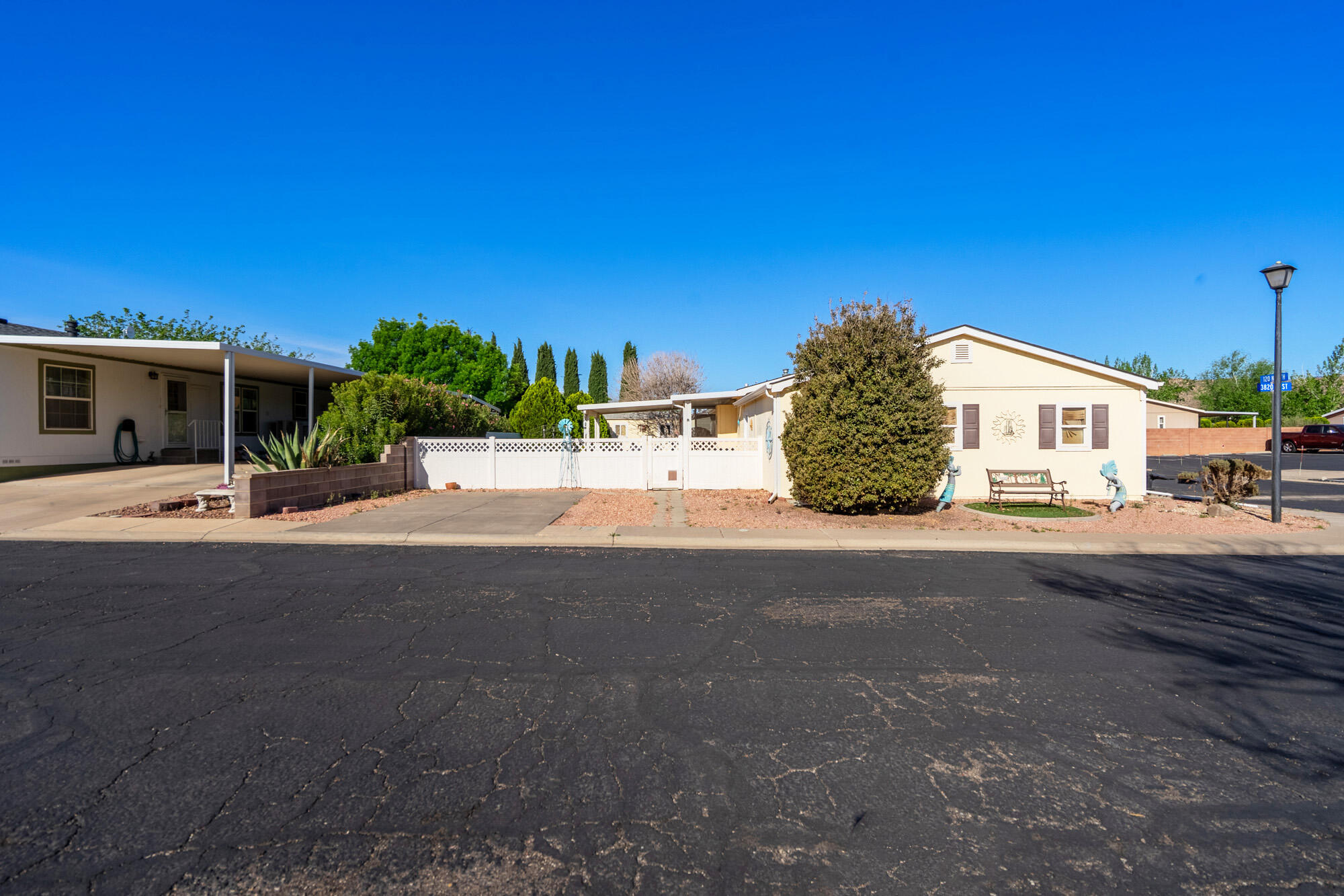 LAVA BLUFF MOBILE HOME PARK - Residential