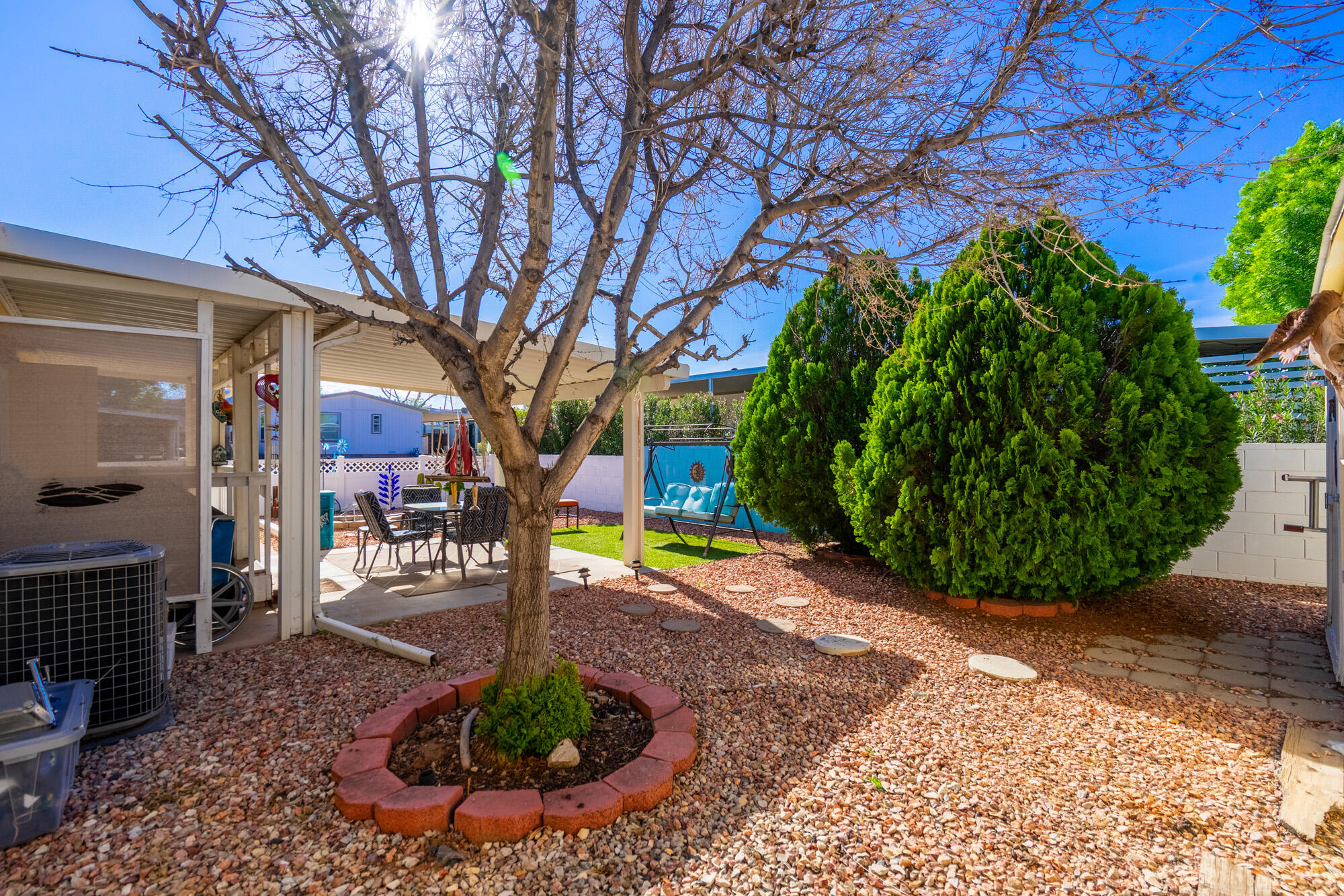 LAVA BLUFF MOBILE HOME PARK - Residential