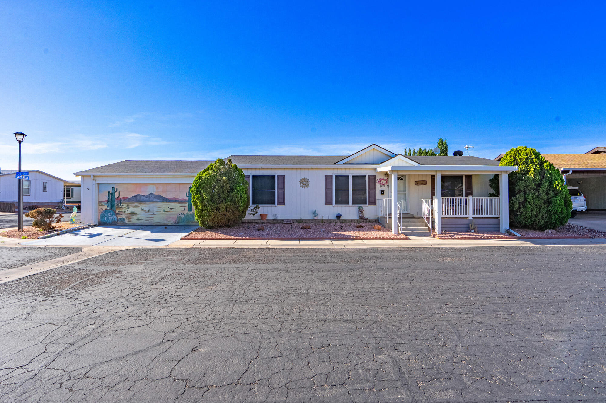 LAVA BLUFF MOBILE HOME PARK - Residential