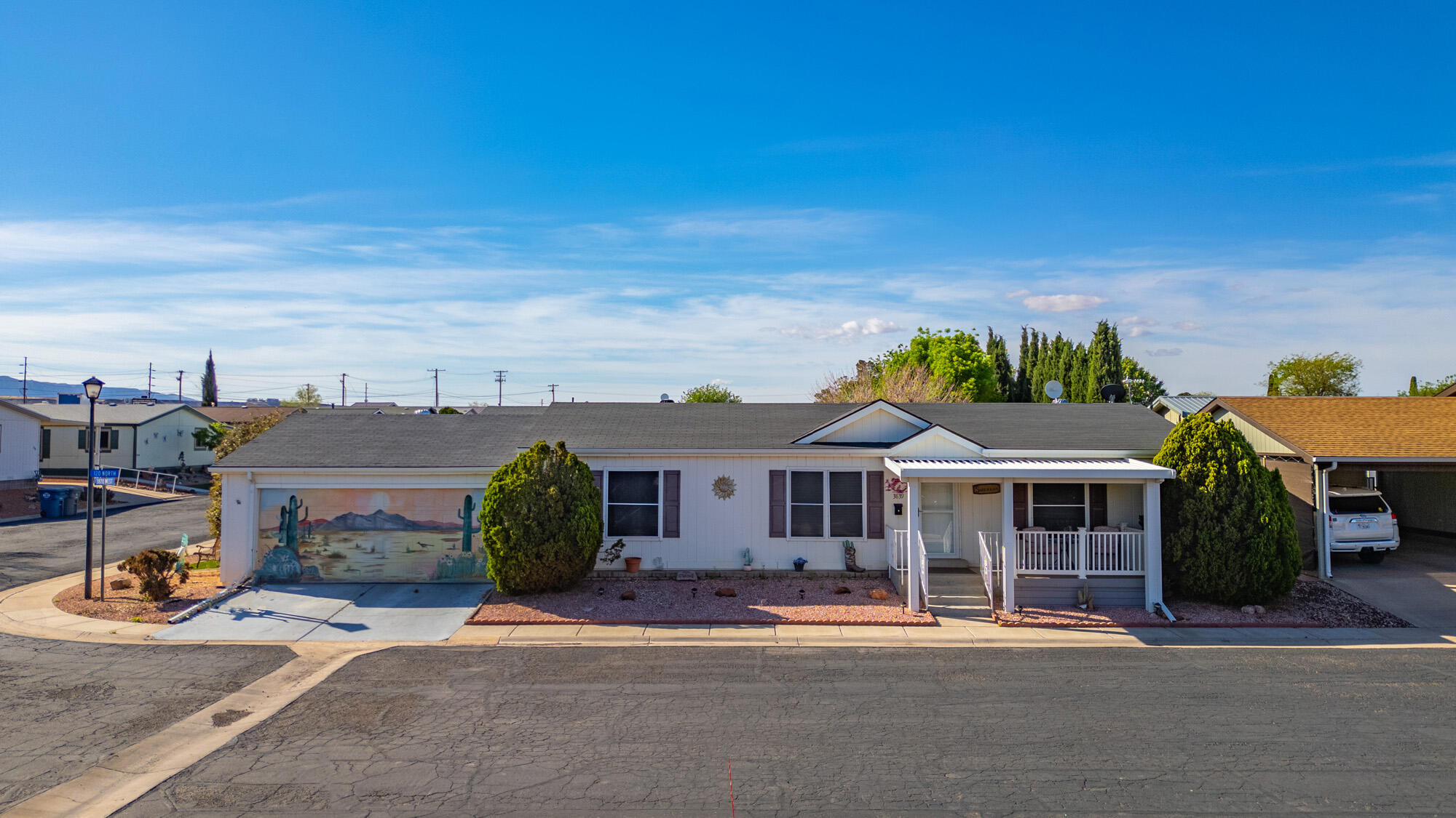 LAVA BLUFF MOBILE HOME PARK - Residential