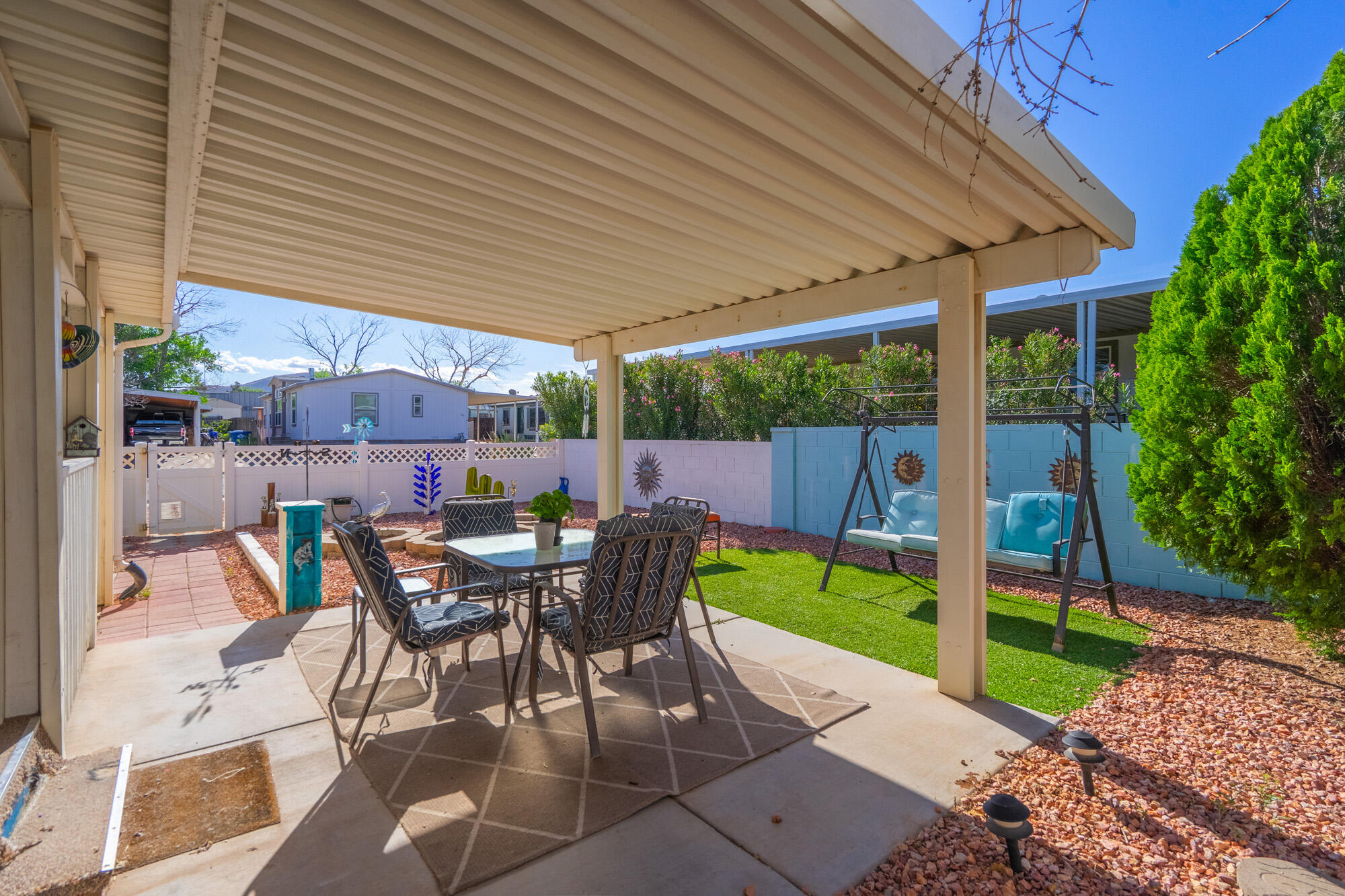 LAVA BLUFF MOBILE HOME PARK - Residential