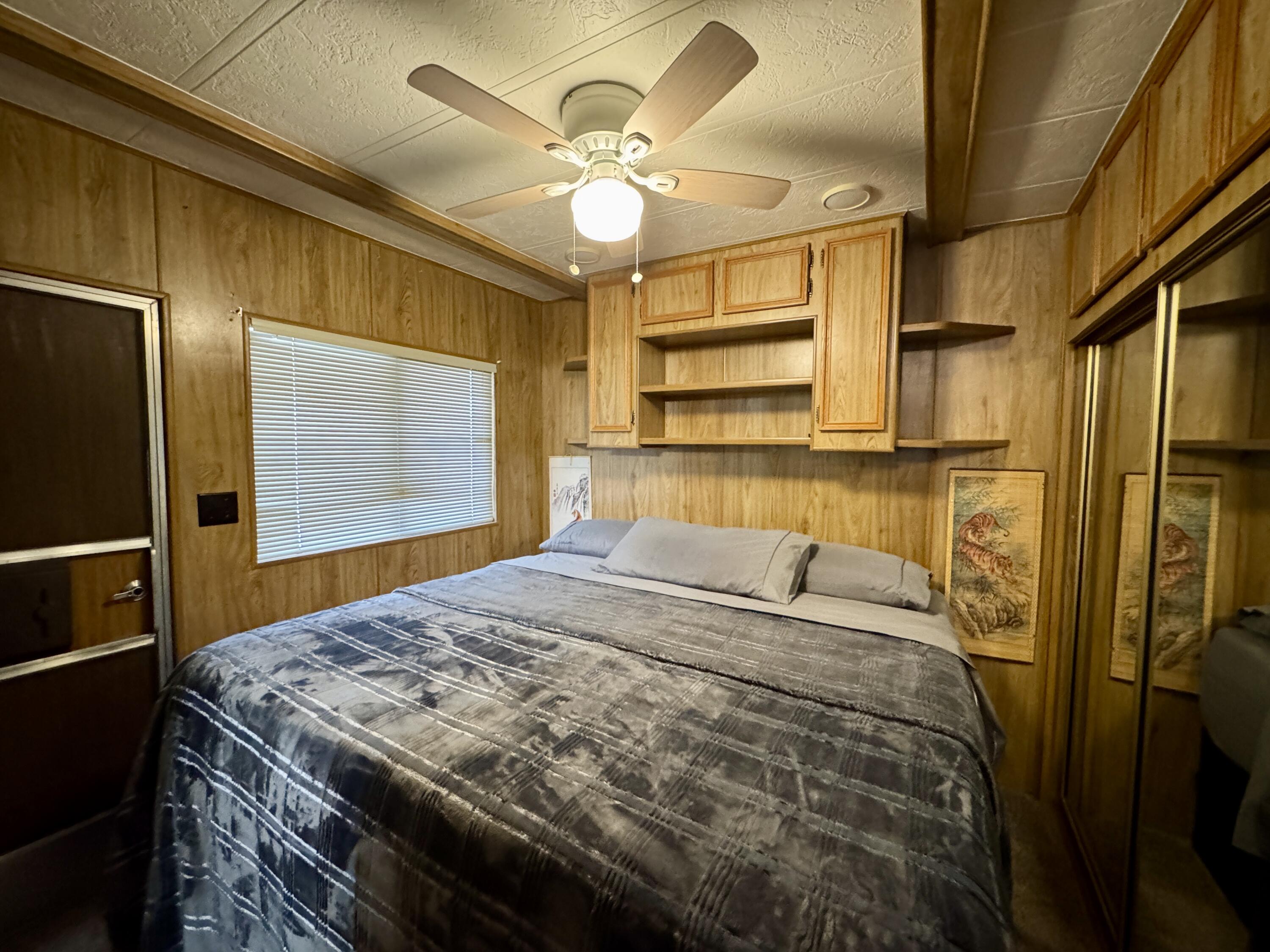 CANYON BREEZE RV RESORT - Residential