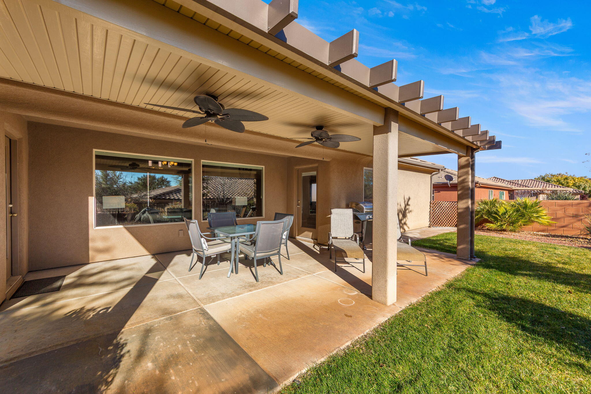 SUN CREST WEST - Residential