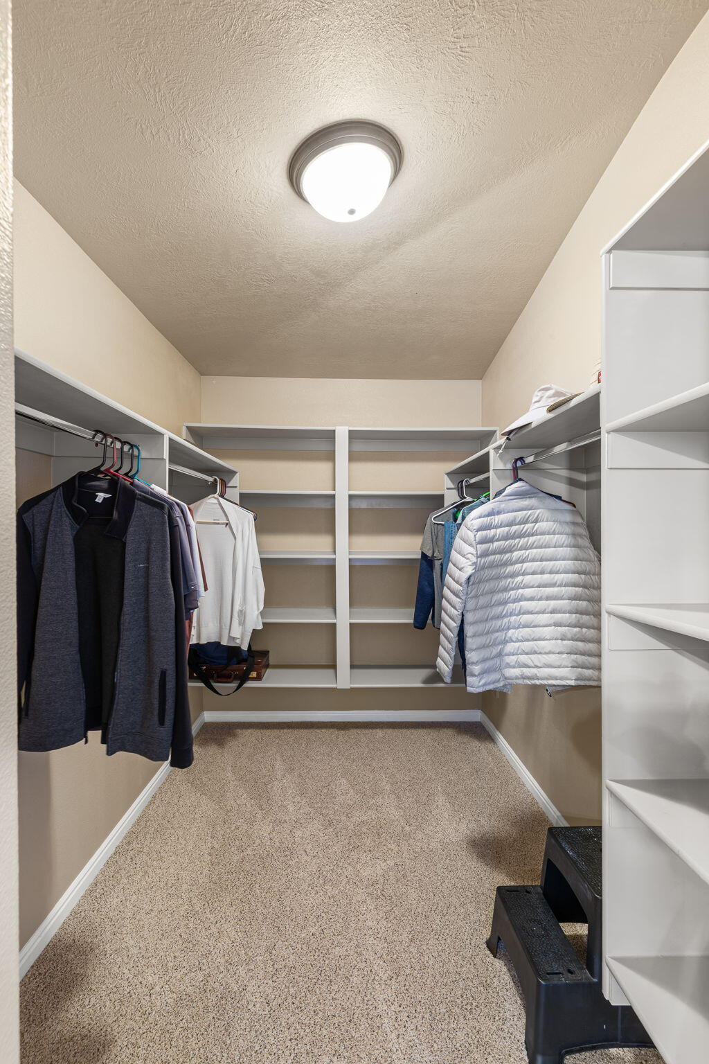 SUN CREST WEST - Residential