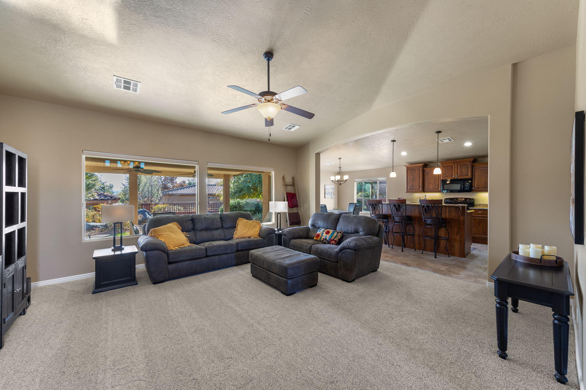 SUN CREST WEST - Residential