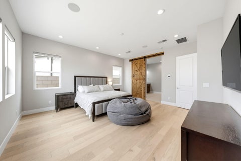 Tiny photo for 6214 S Pinyon DR, Saint George, UT 84790 (MLS # 26-275161)
