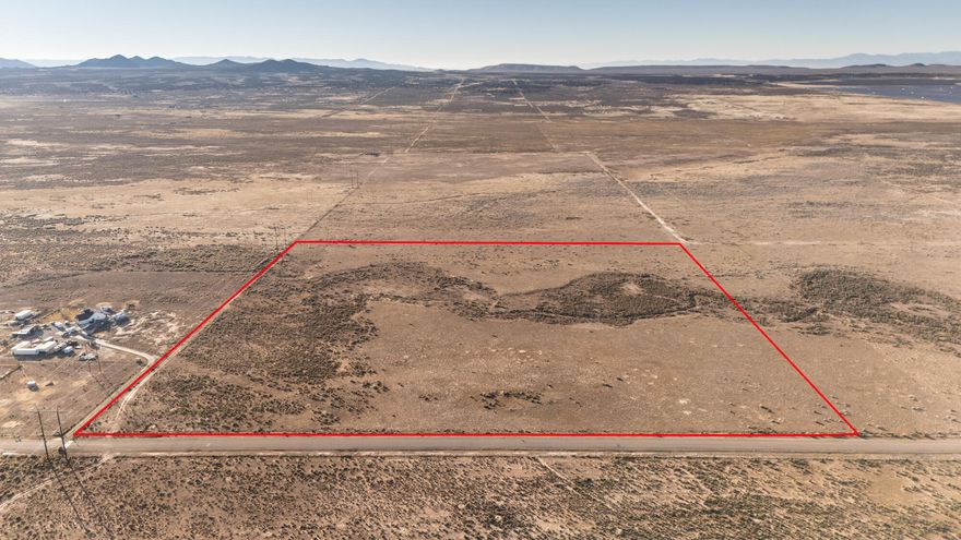 Incredible opportunity to acquire approximately 40 acres located just minutes from town on 2300 West and directly in the path of progress. This prime property offers excellent access, strong visibility, and proximity to existing utilities, making it well-suited for future development or long-term investment. The level terrain and strategic location provide flexibility for a variety of potential uses, subject to zoning and approvals. Rare chance to secure a large acreage parcel in a rapidly growing area where development is already expanding. Ideal for developers, investors, or those looking to position themselves ahead of future growth. This property does not come with water rights, however, there is water available for purchase for this location.