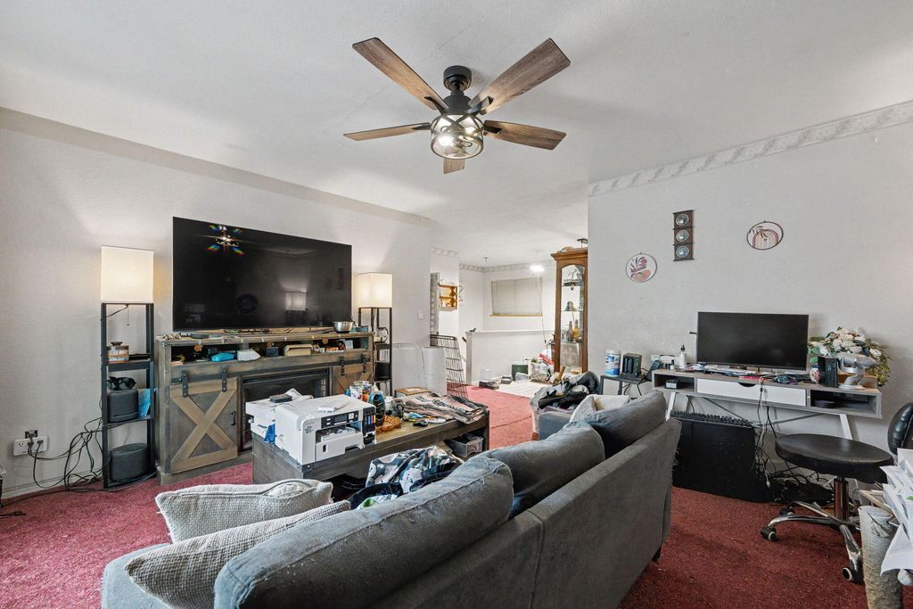 Photo of 585 N 290 W, La Verkin, UT 84745 (MLS # 26-273044)