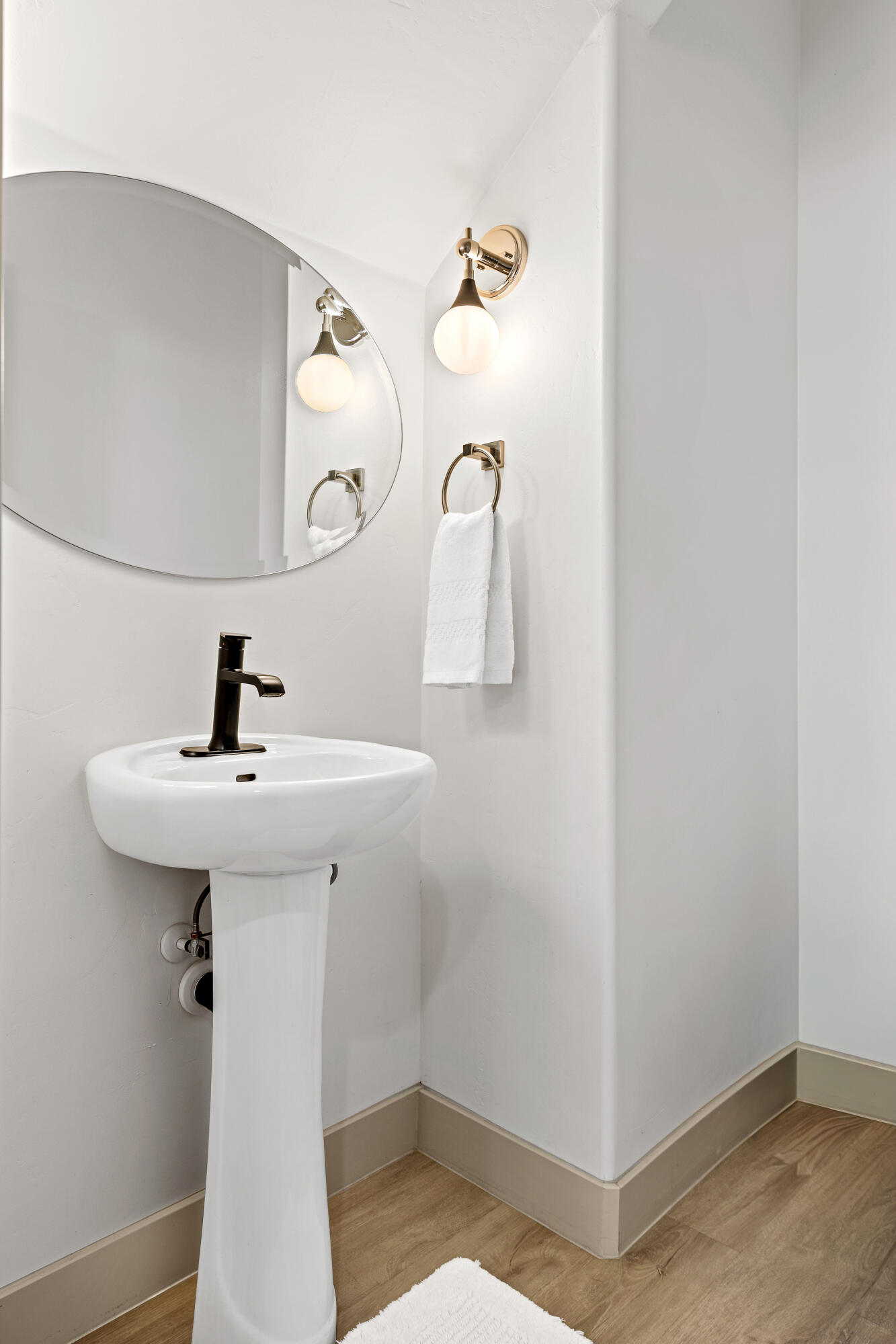 HERITAGE POINTE - Residential