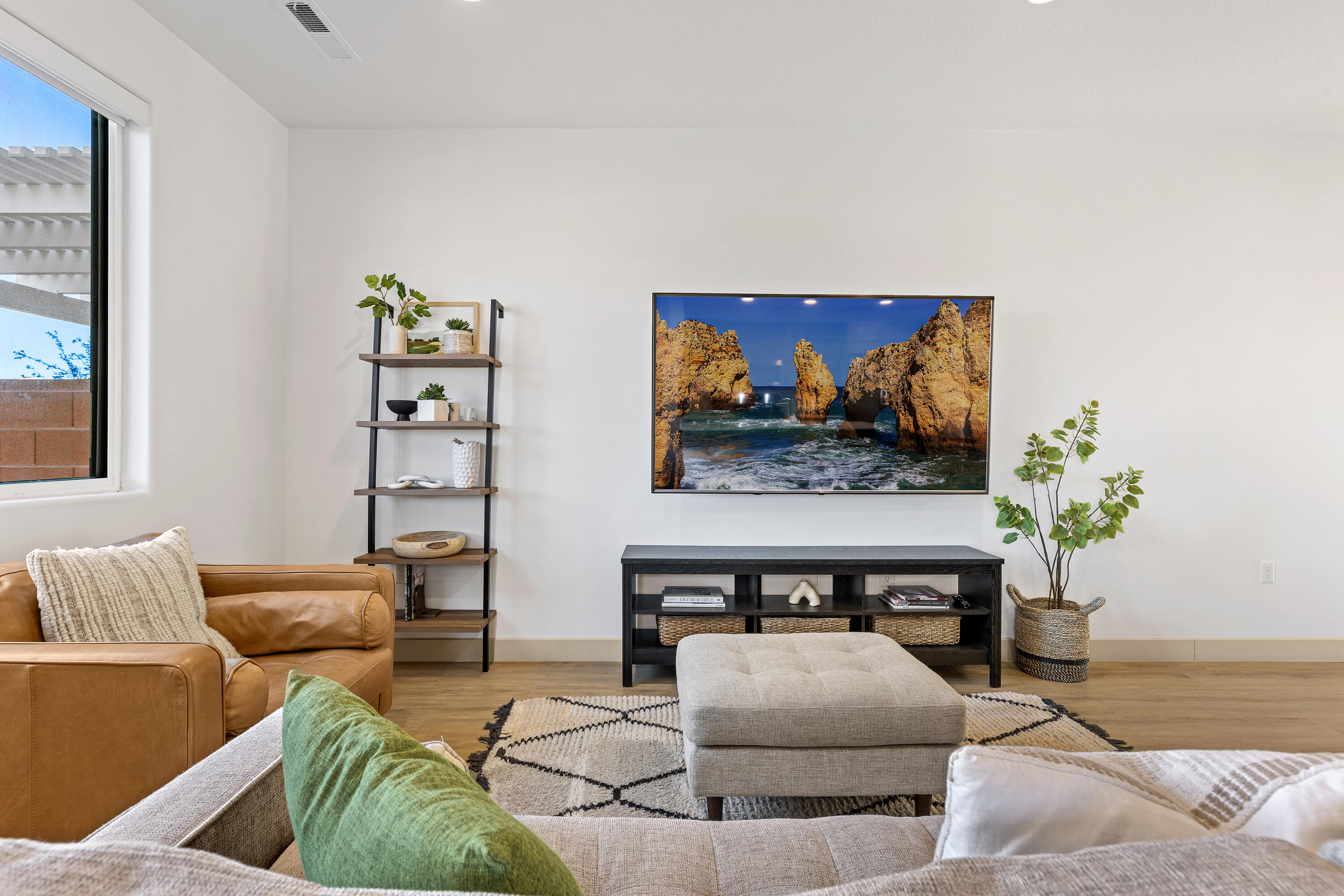 HERITAGE POINTE - Residential