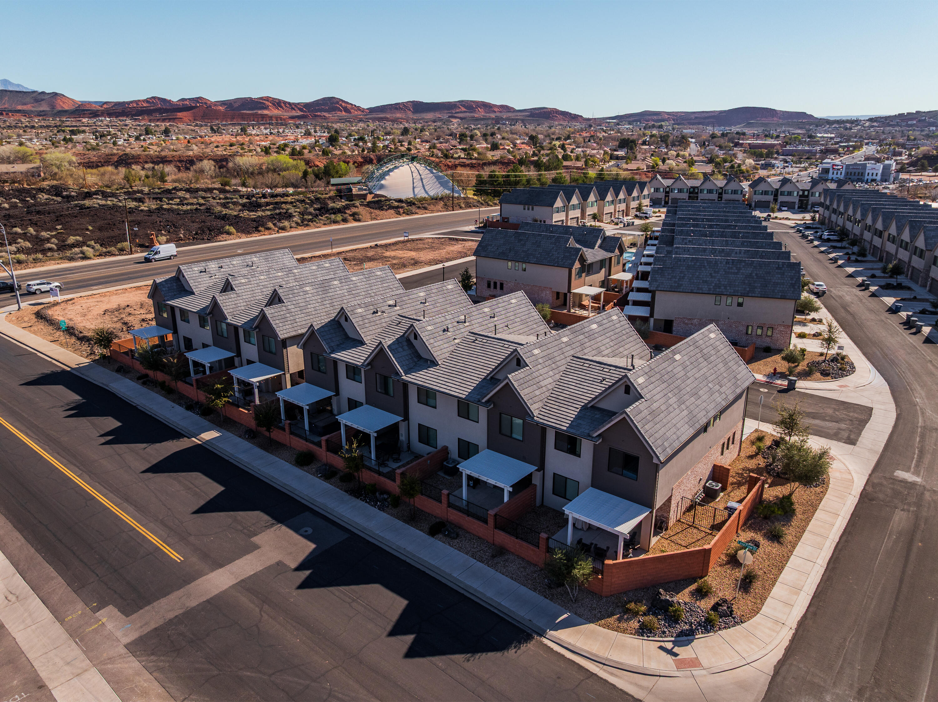 HERITAGE POINTE - Residential