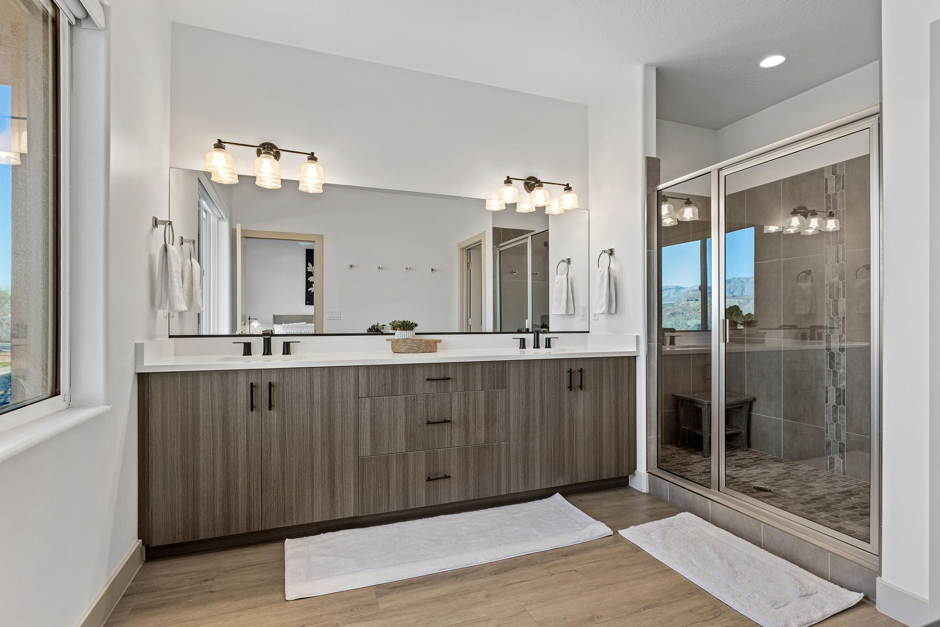 HERITAGE POINTE - Residential