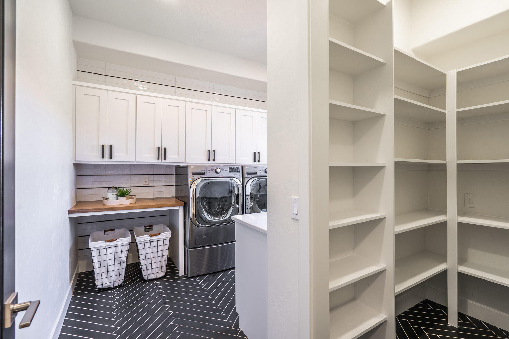 SILVERSTONE AT GREEN SPRINGS - Residential