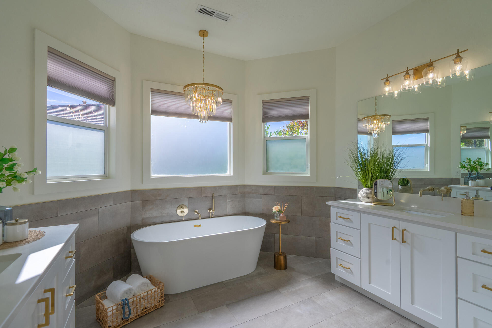 SILVERSTONE AT GREEN SPRINGS - Residential