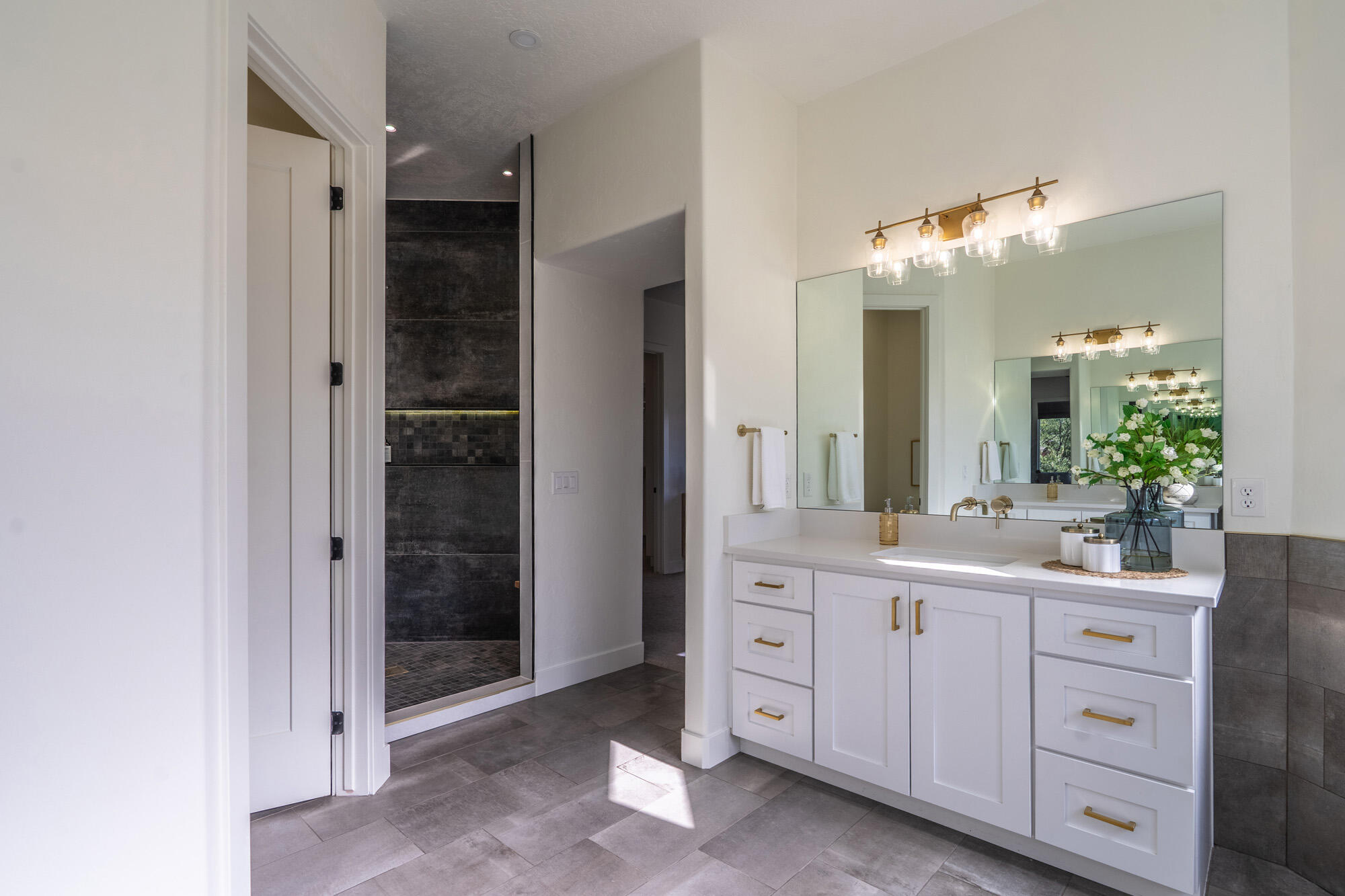 SILVERSTONE AT GREEN SPRINGS - Residential