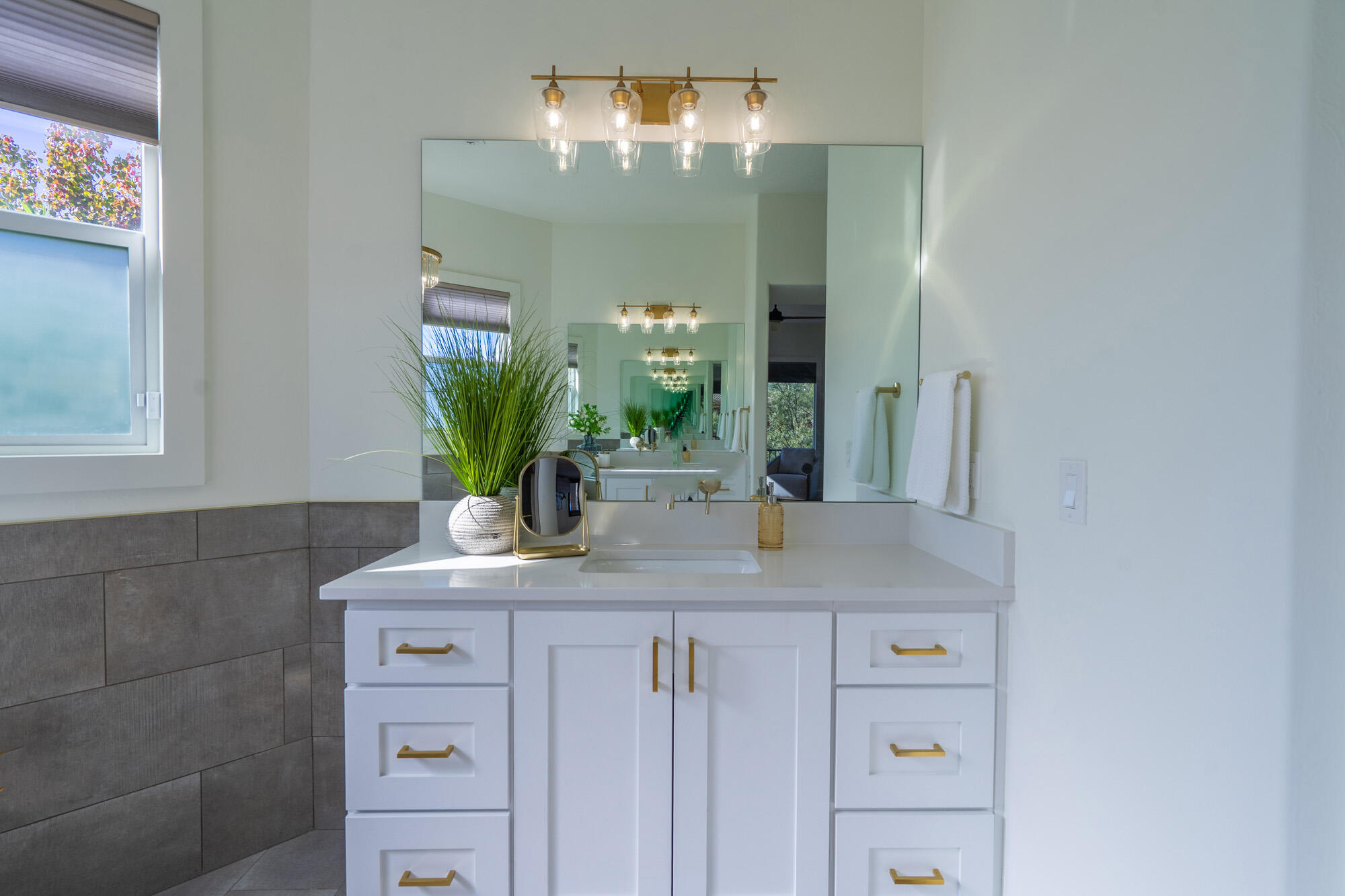 SILVERSTONE AT GREEN SPRINGS - Residential