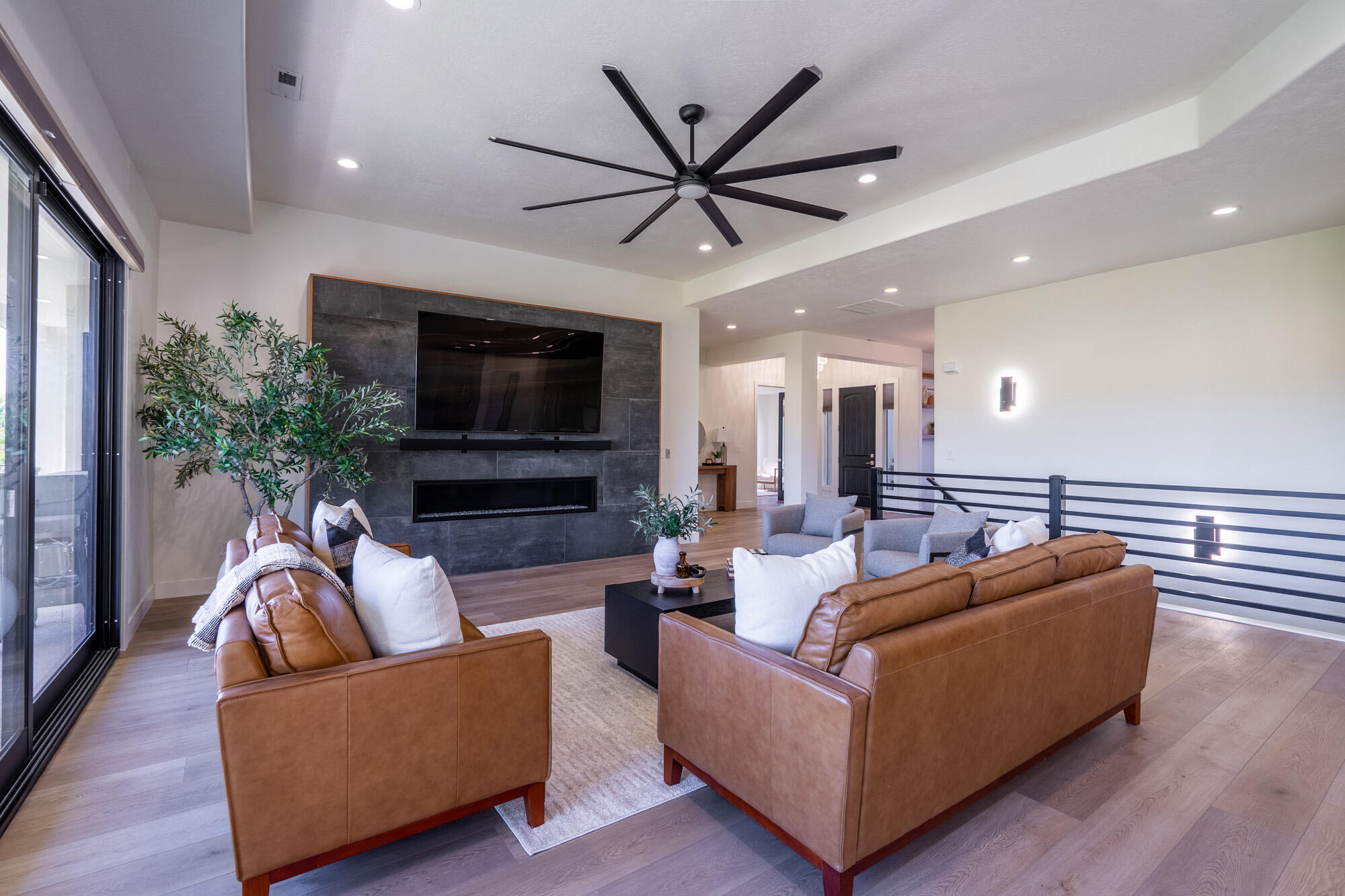 SILVERSTONE AT GREEN SPRINGS - Residential