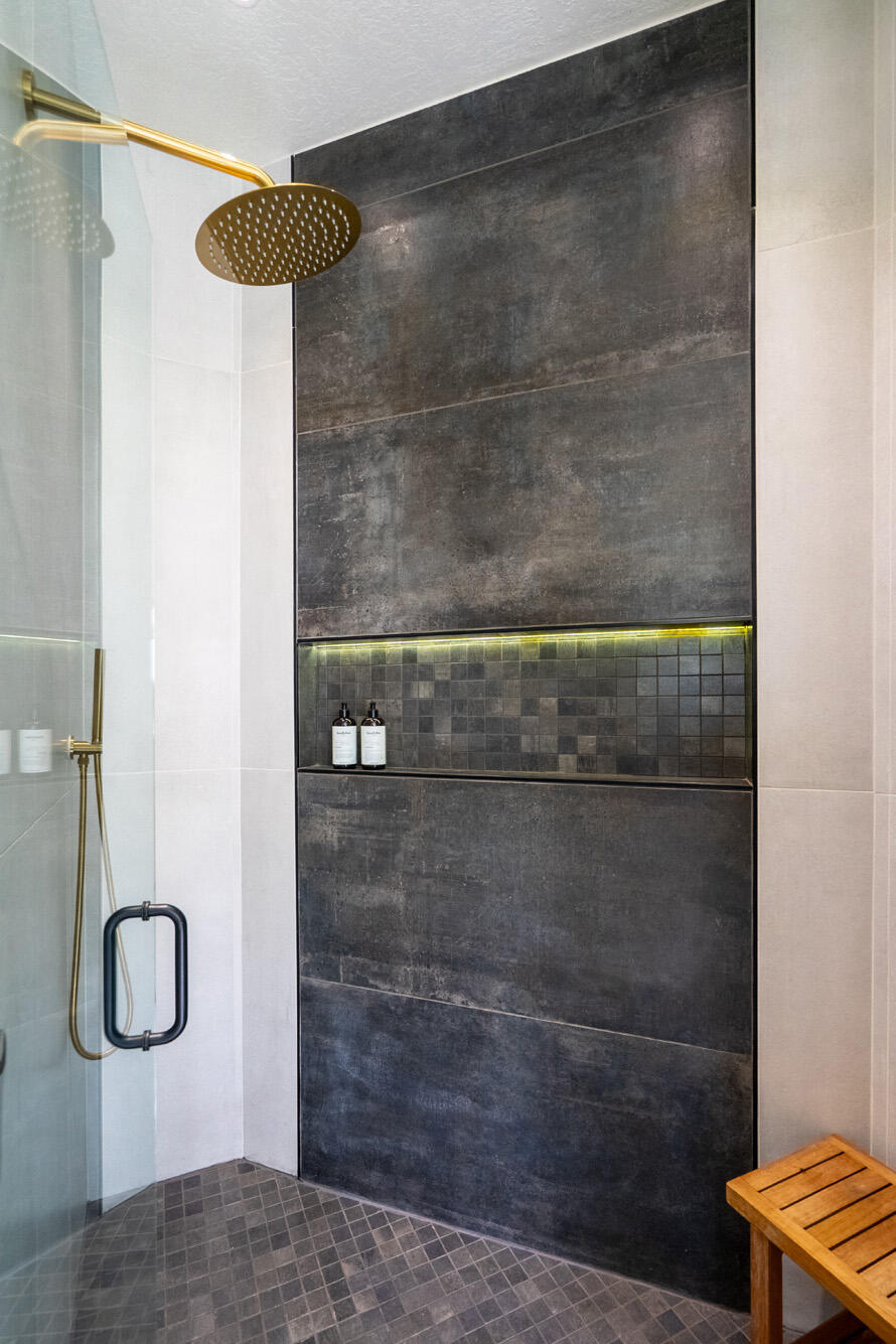 SILVERSTONE AT GREEN SPRINGS - Residential