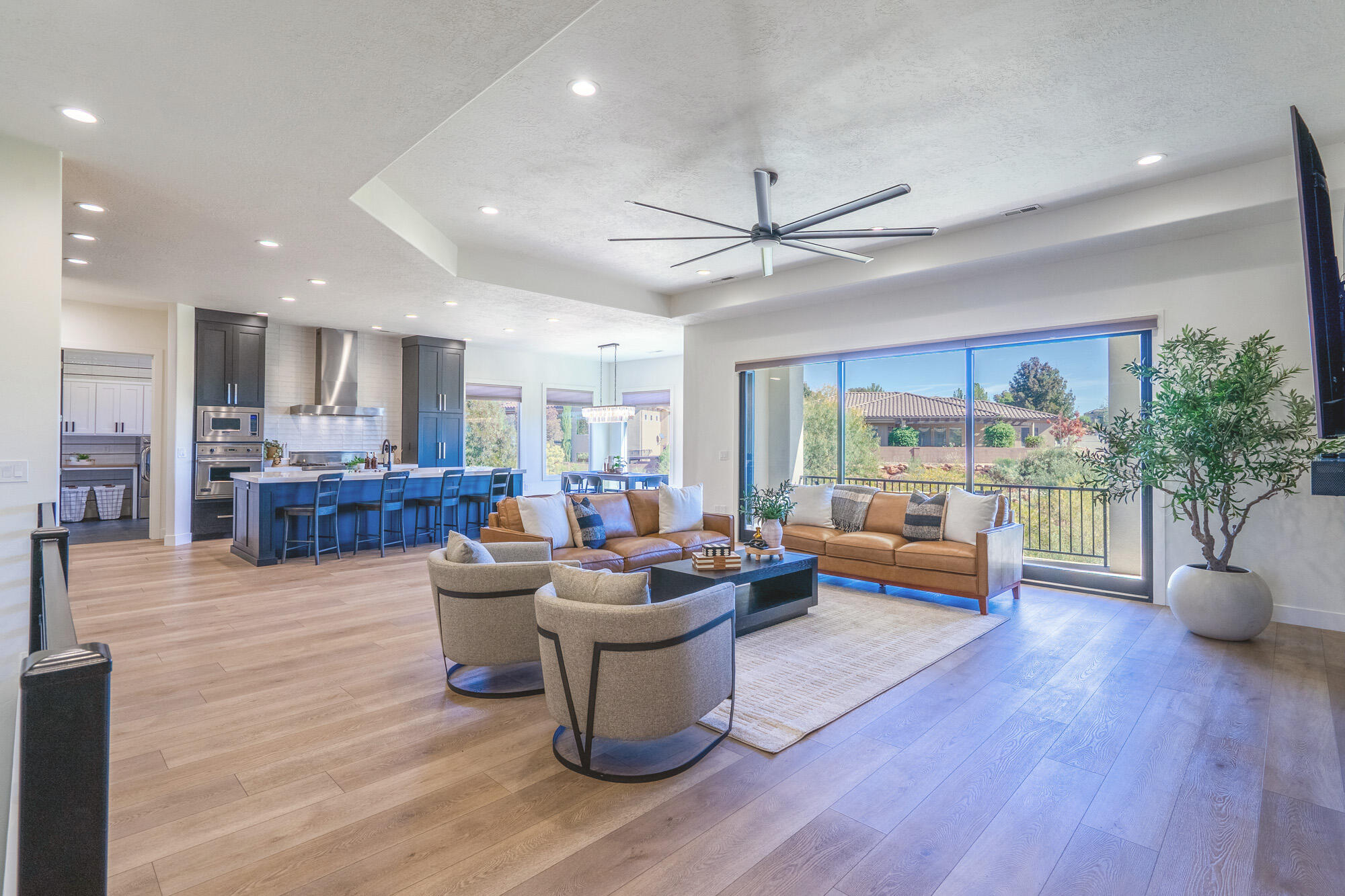 SILVERSTONE AT GREEN SPRINGS - Residential