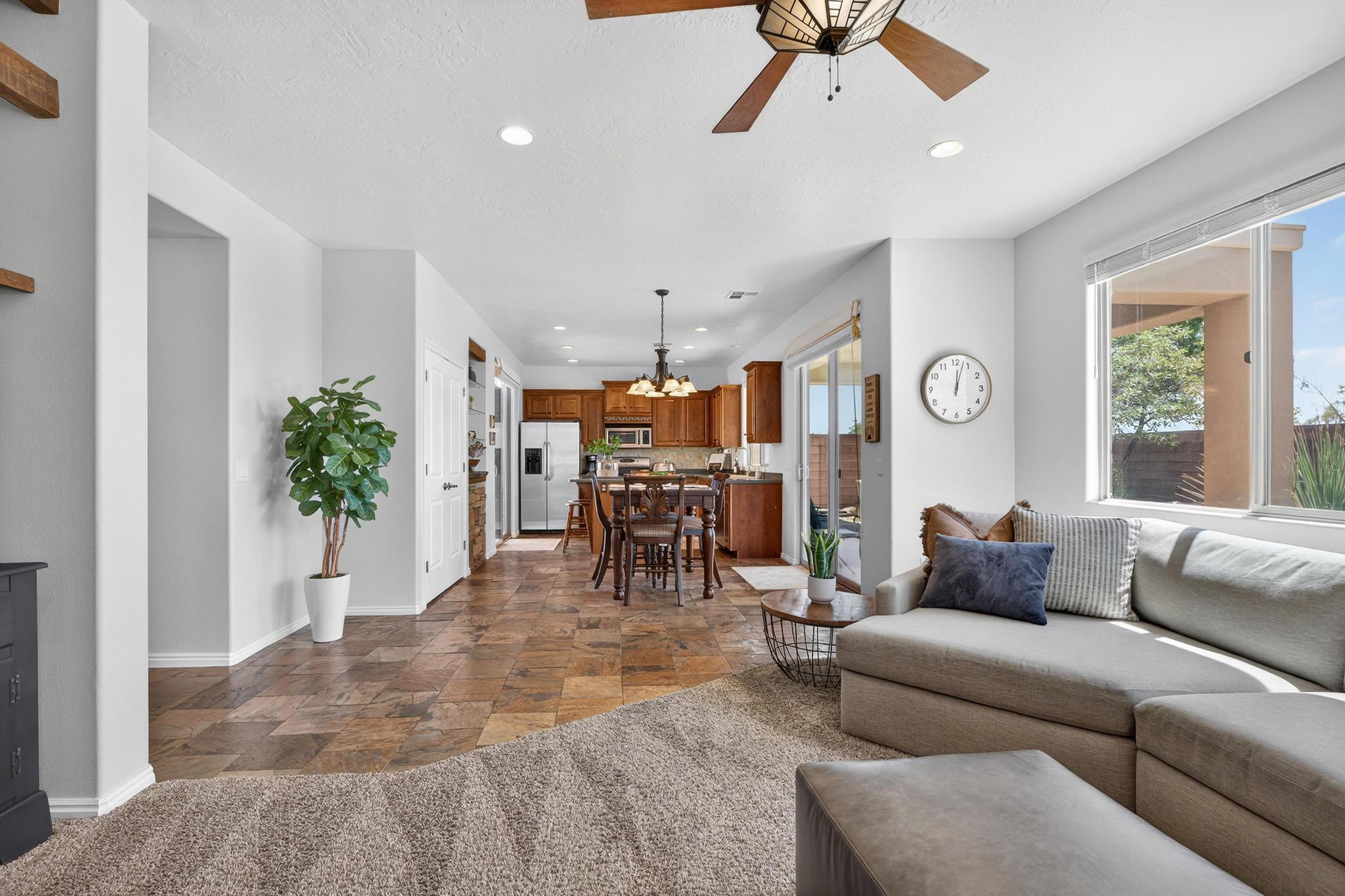 CORAL CANYON - Residential