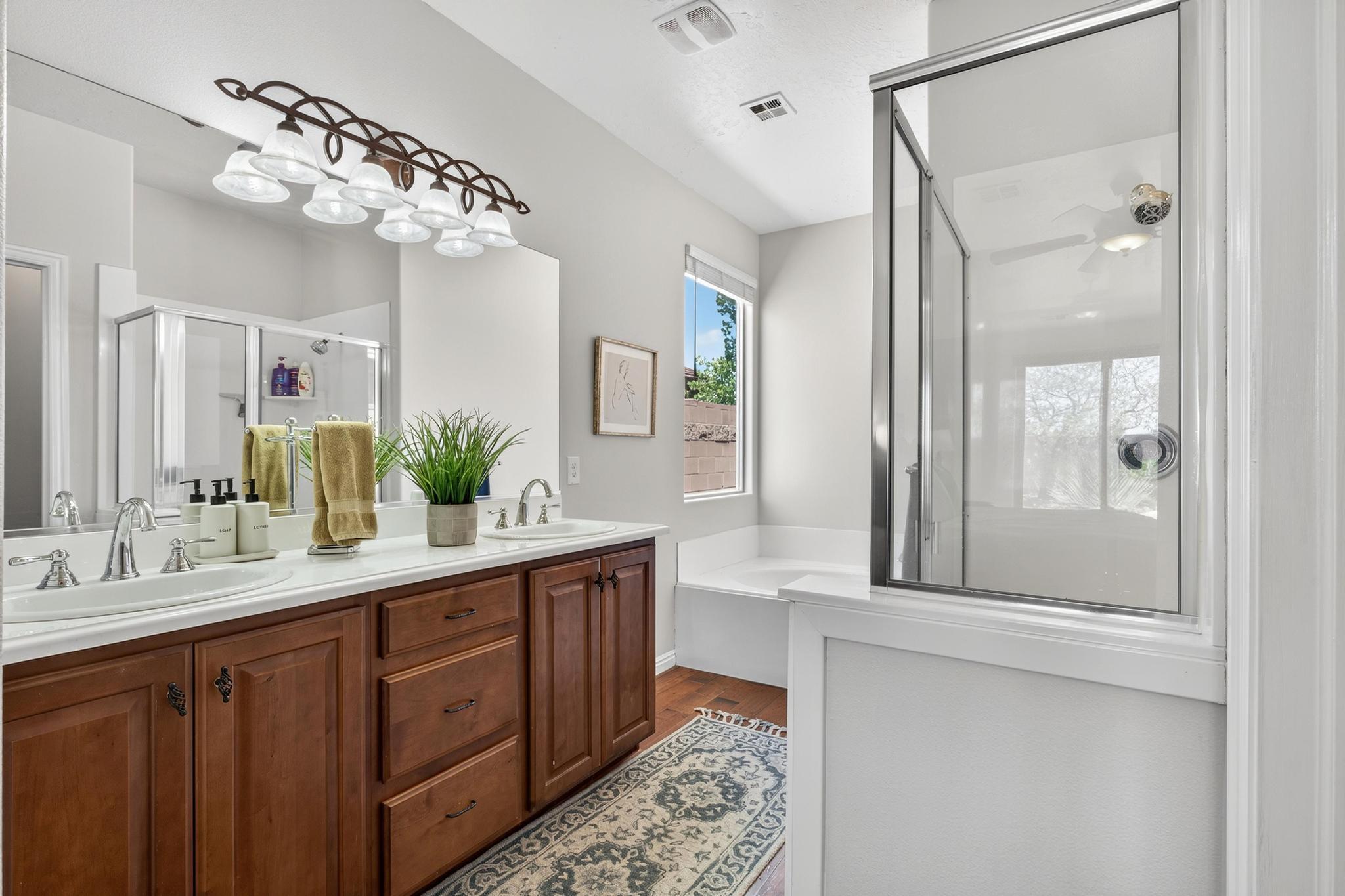 CORAL CANYON - Residential