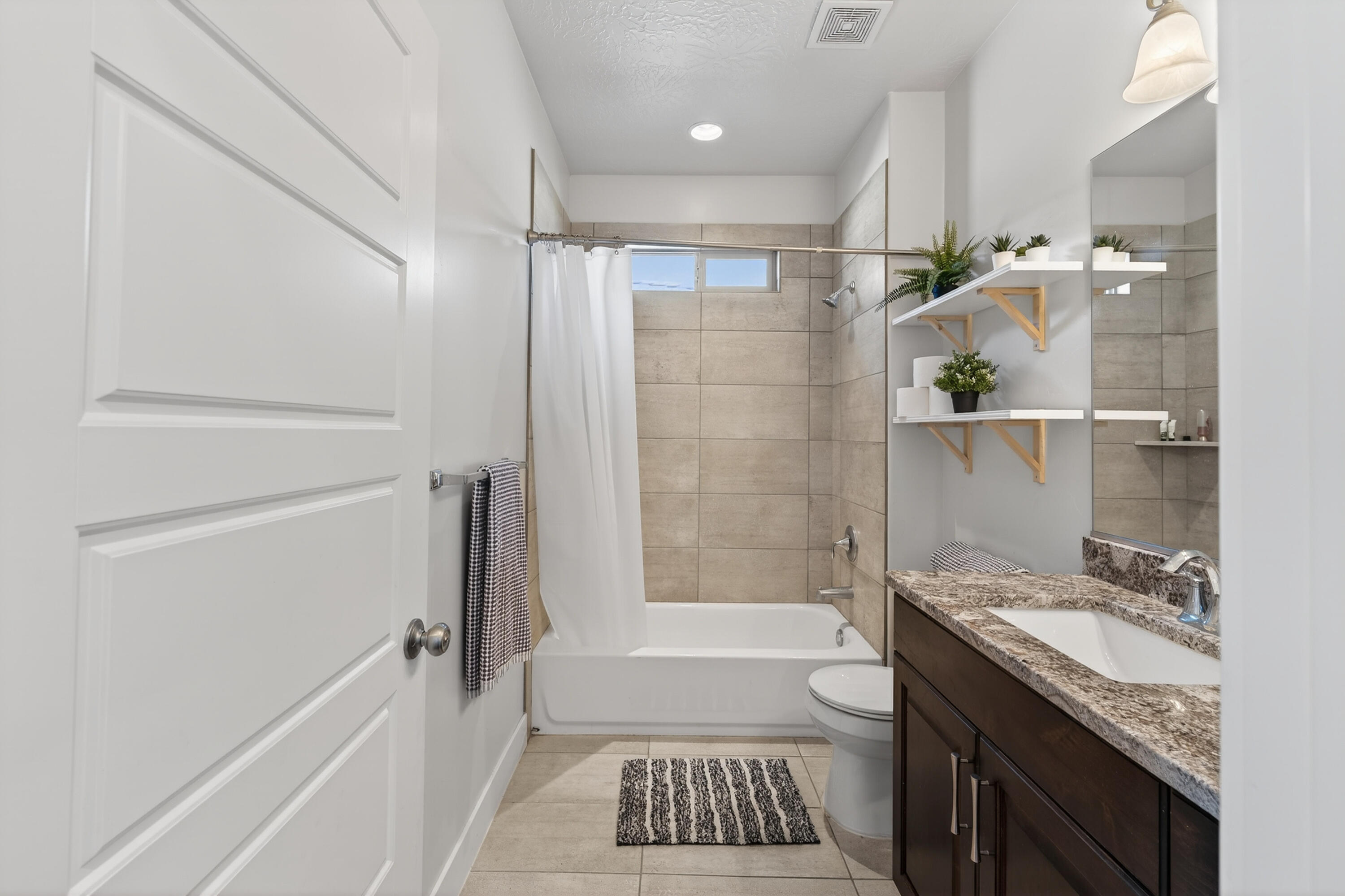 SHADOW MOUNTAIN TOWNHOMES - Residential