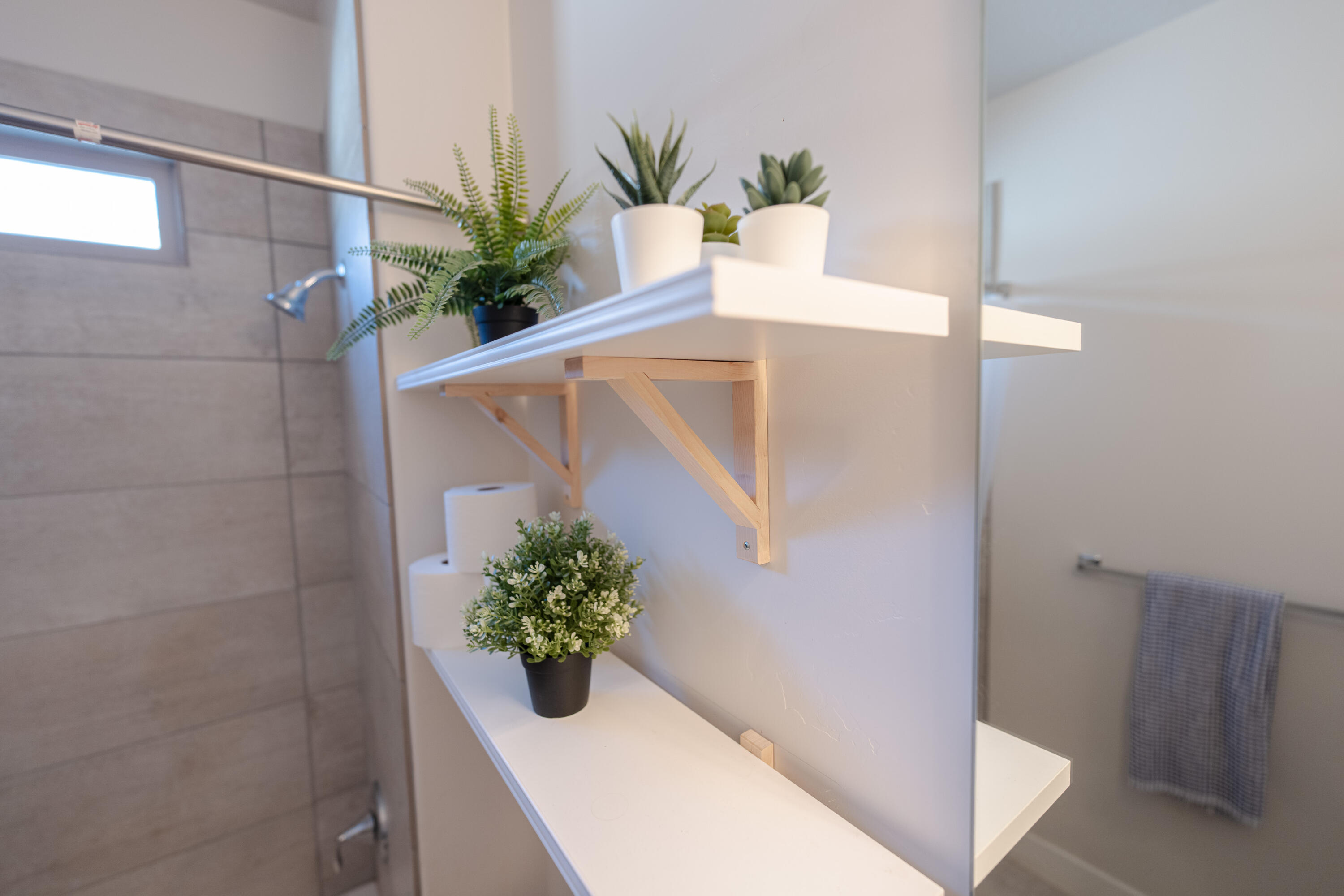 SHADOW MOUNTAIN TOWNHOMES - Residential