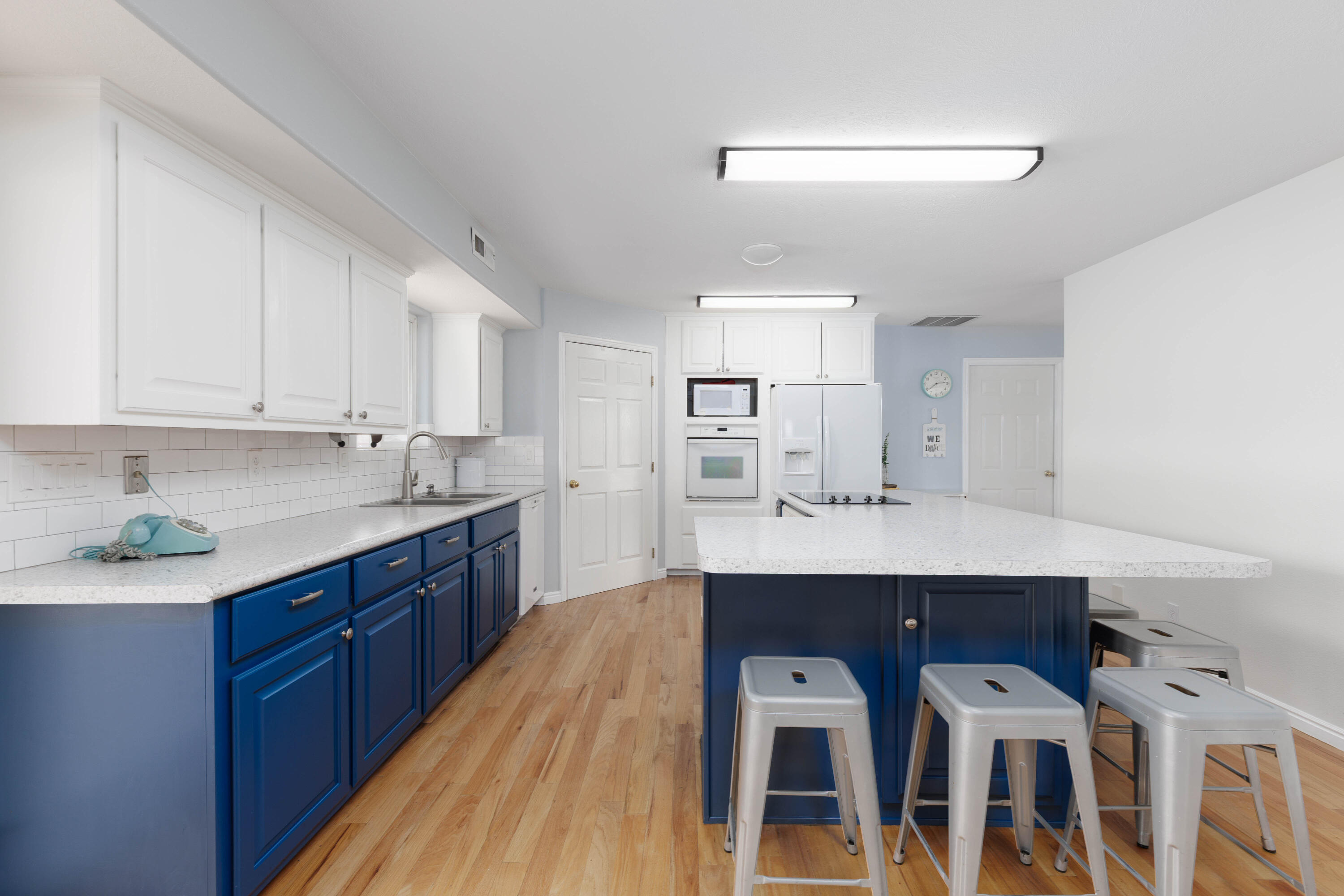 DIAMOND VALLEY ACRES - Residential