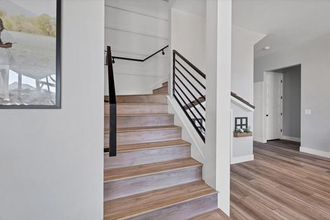 Tiny photo for 3048 E Silver Beech CIR, Saint George, UT 84790 (MLS # 25-266216)