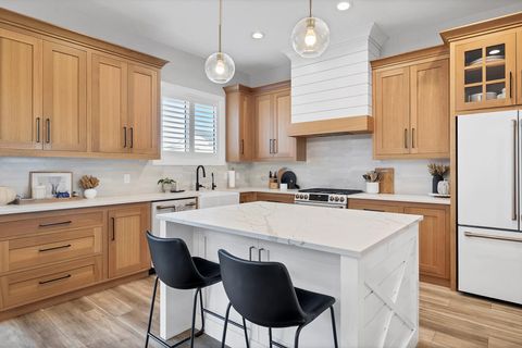 Tiny photo for 3048 E Silver Beech CIR, Saint George, UT 84790 (MLS # 25-266216)