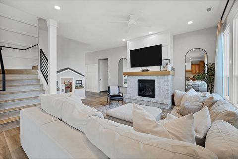 Tiny photo for 3048 E Silver Beech CIR, Saint George, UT 84790 (MLS # 25-266216)