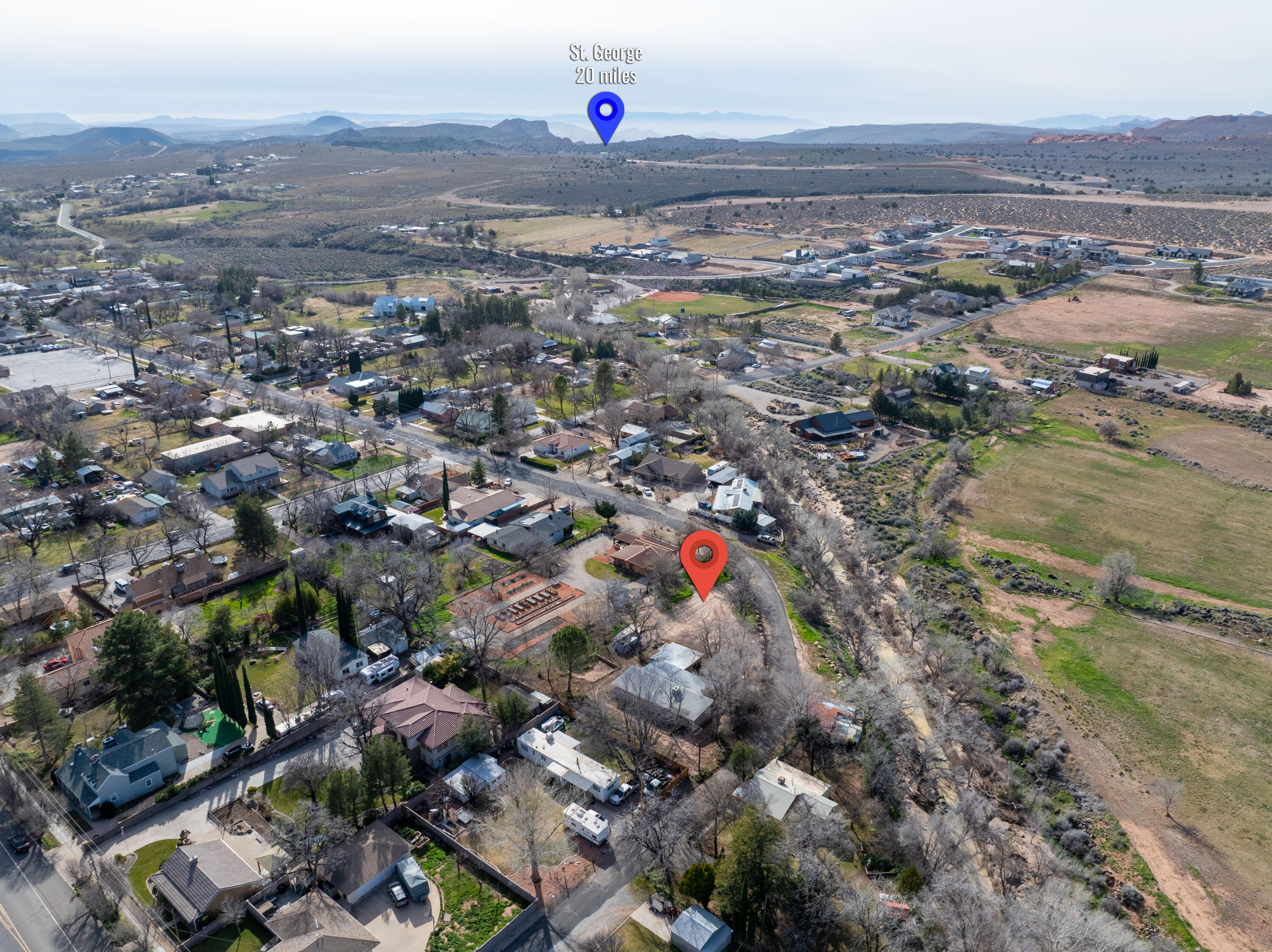 TOQUERVILLE TOWNSITE - Land