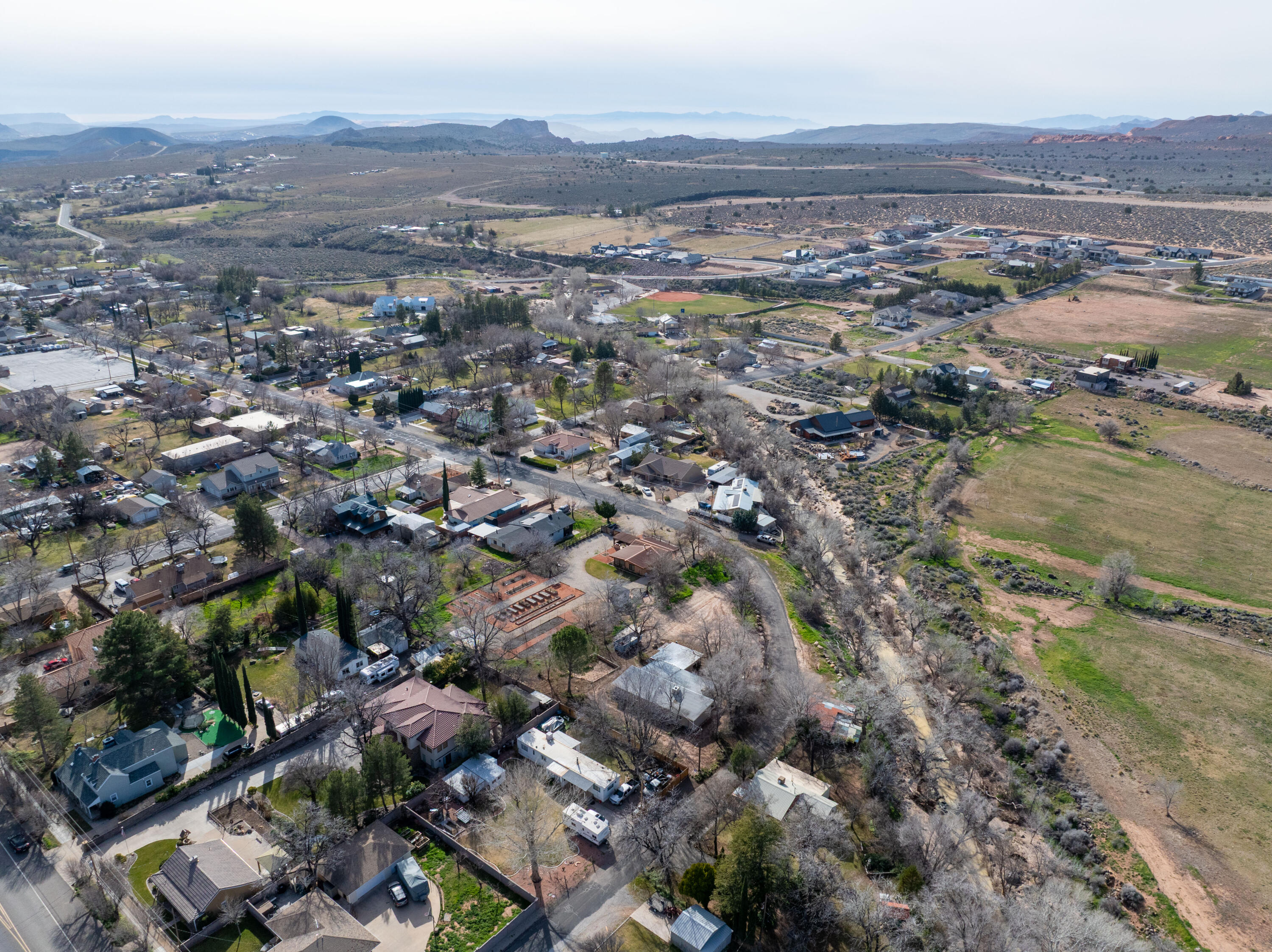 TOQUERVILLE TOWNSITE - Land