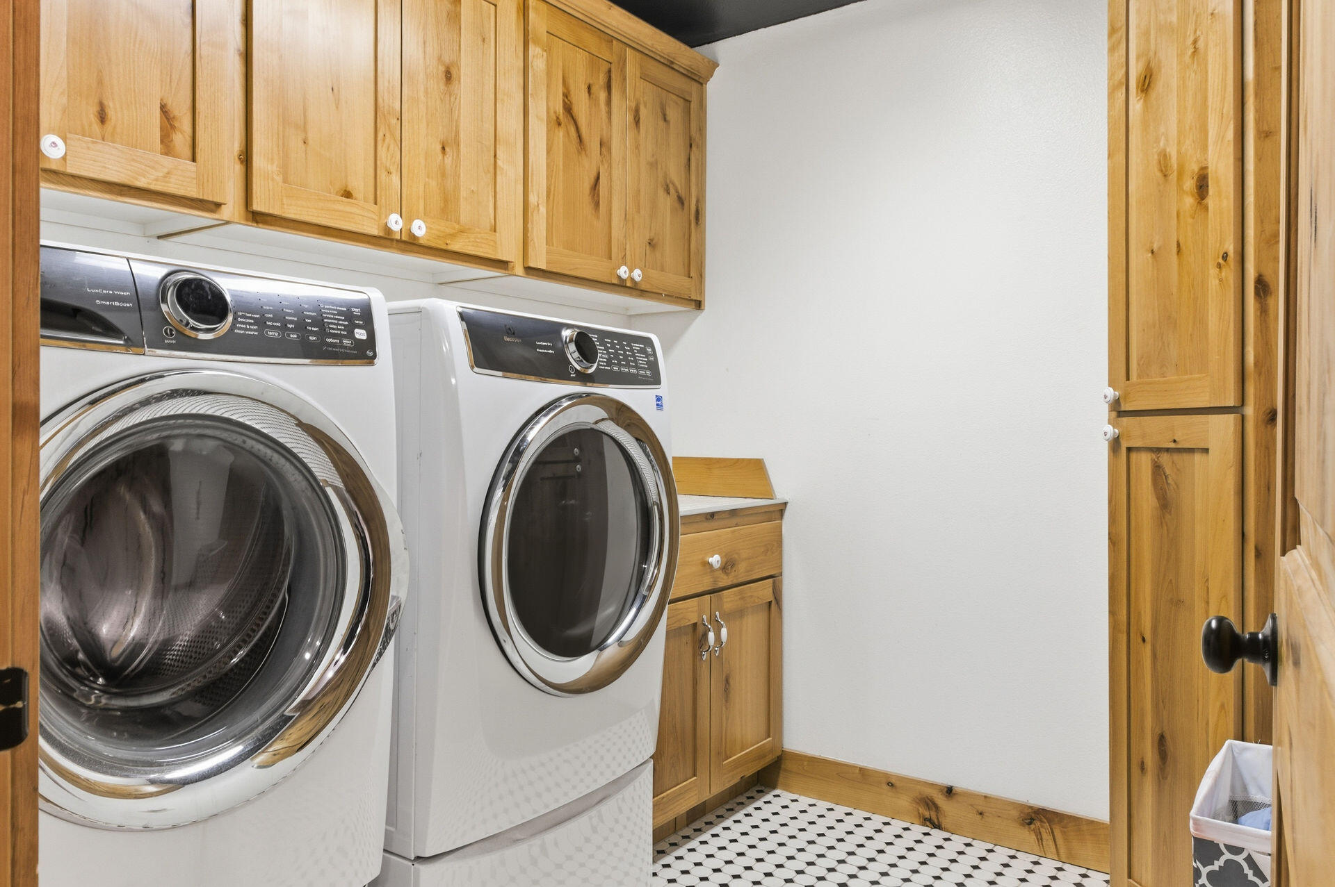 HURRICANE TOWNSITE - Residential