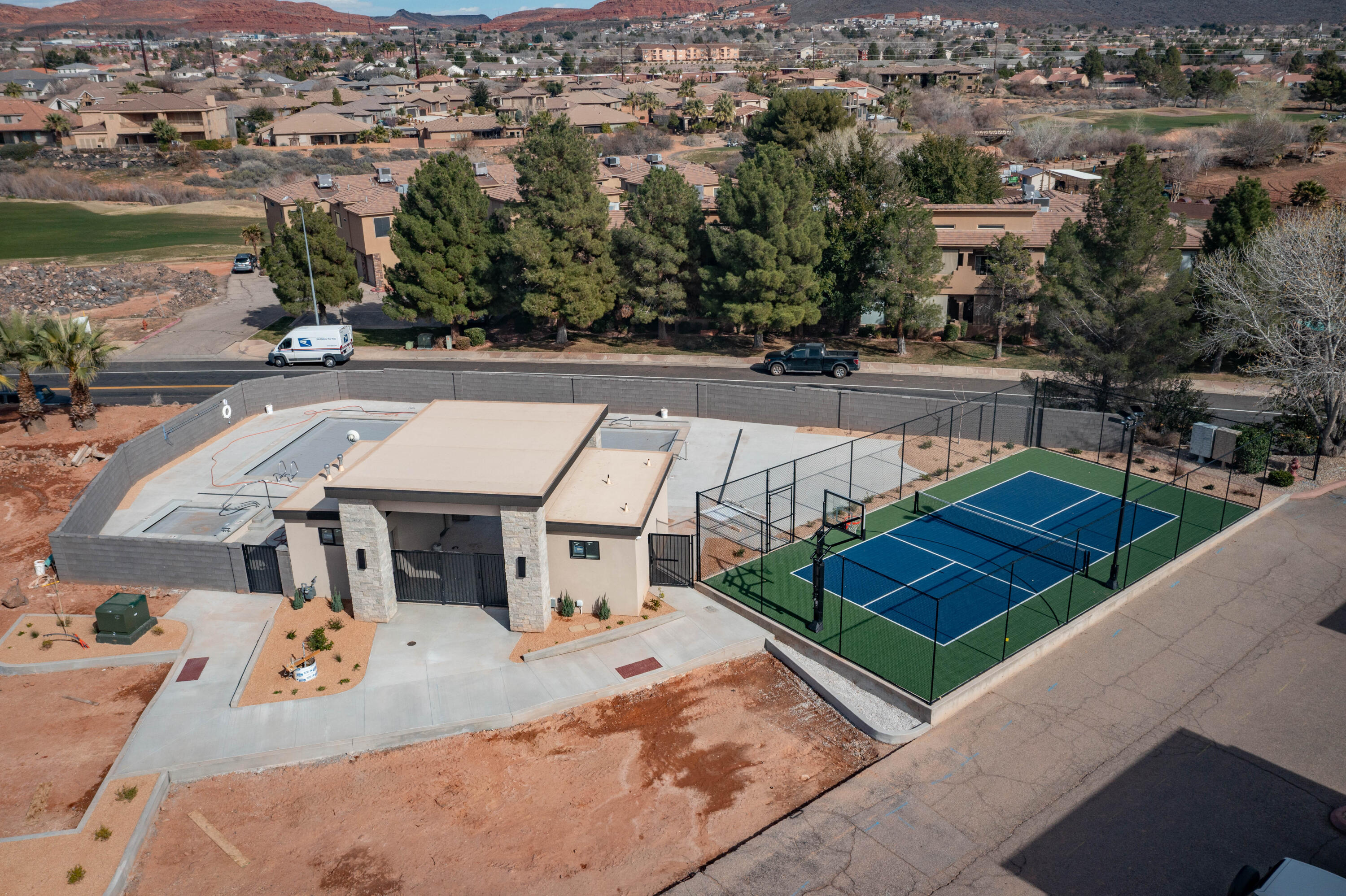 SIENNA PARK CONDOS - Residential