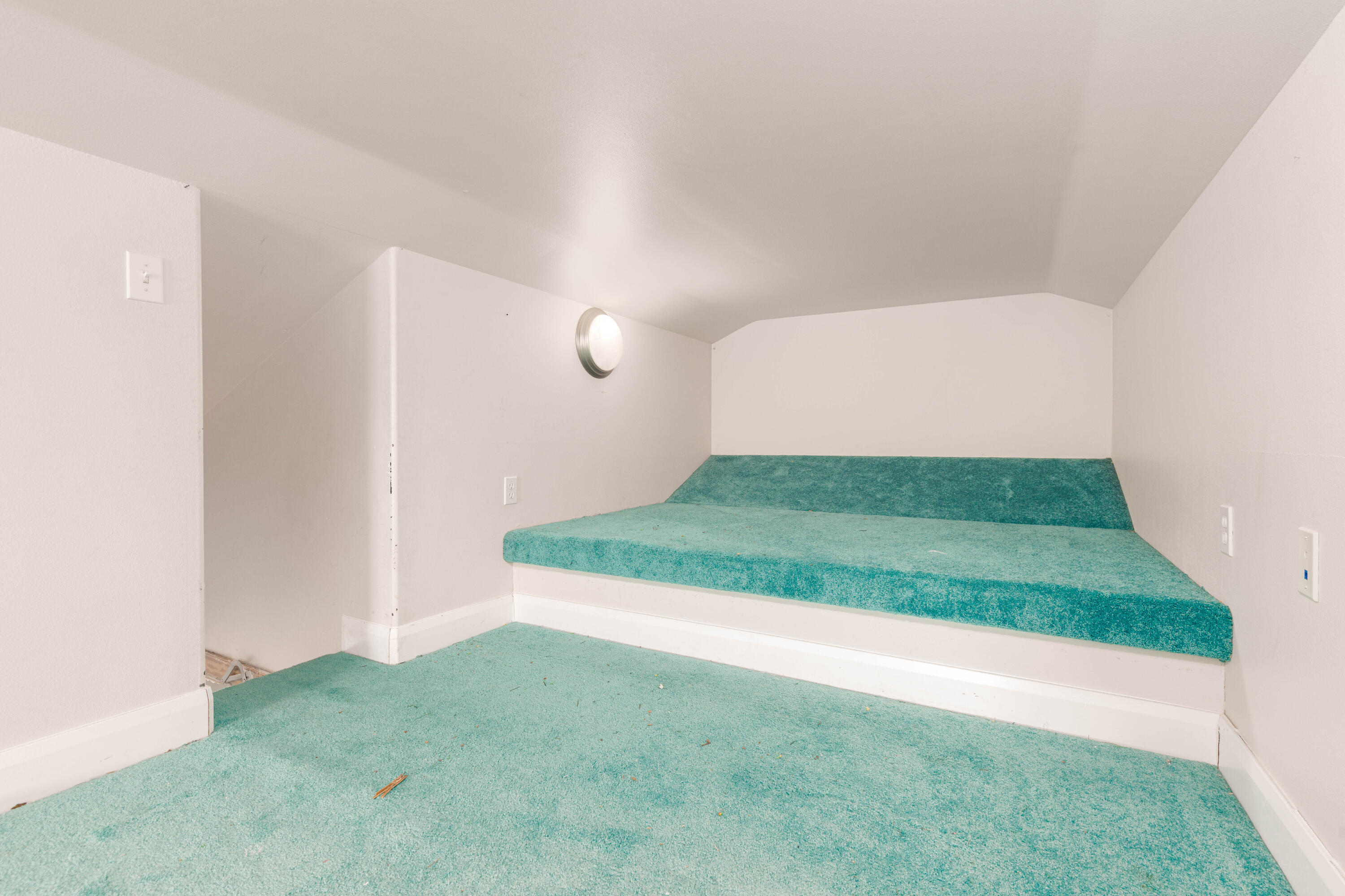 SOUTH ZION ESTATES - Residential