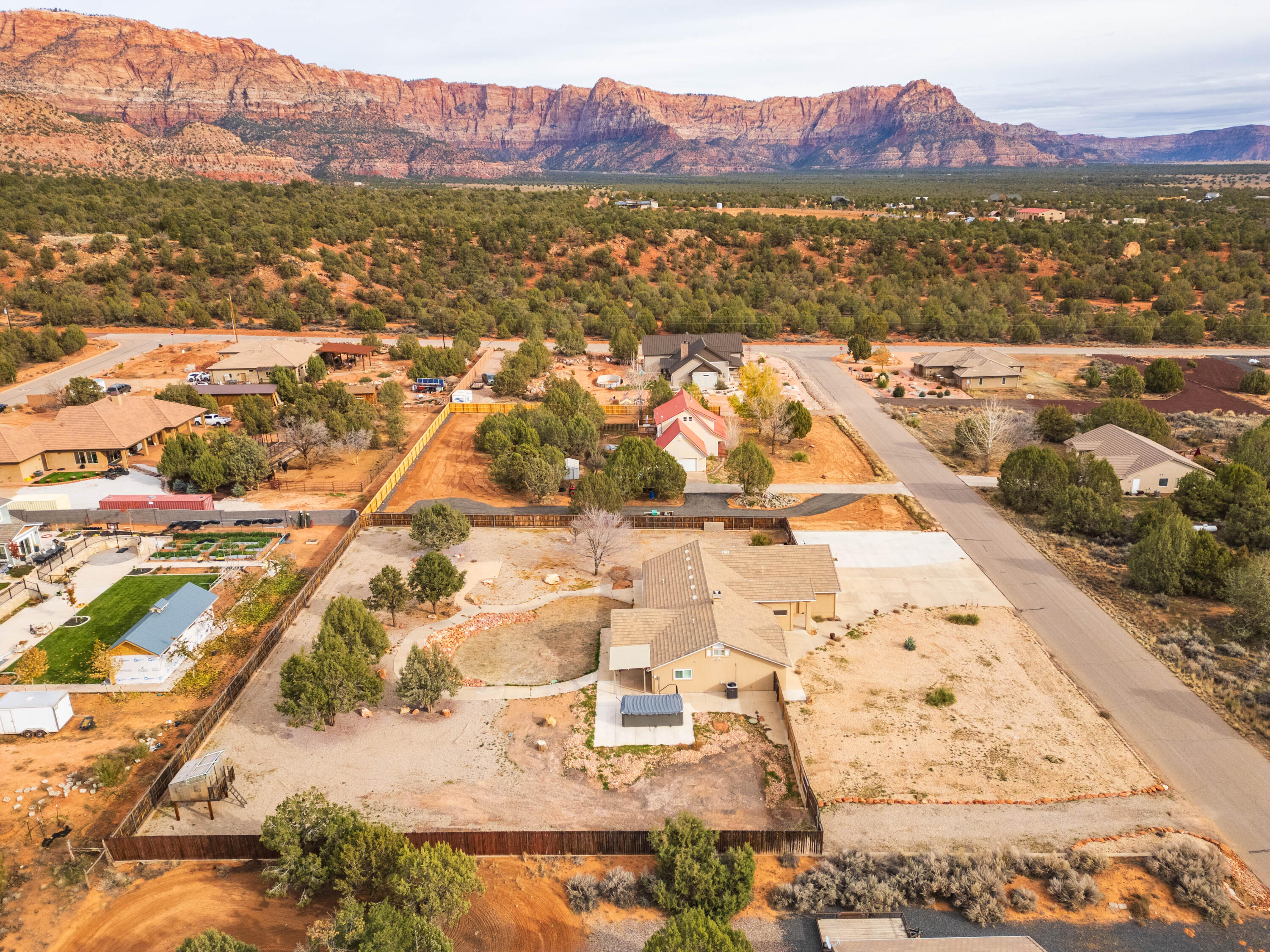 SOUTH ZION ESTATES - Residential