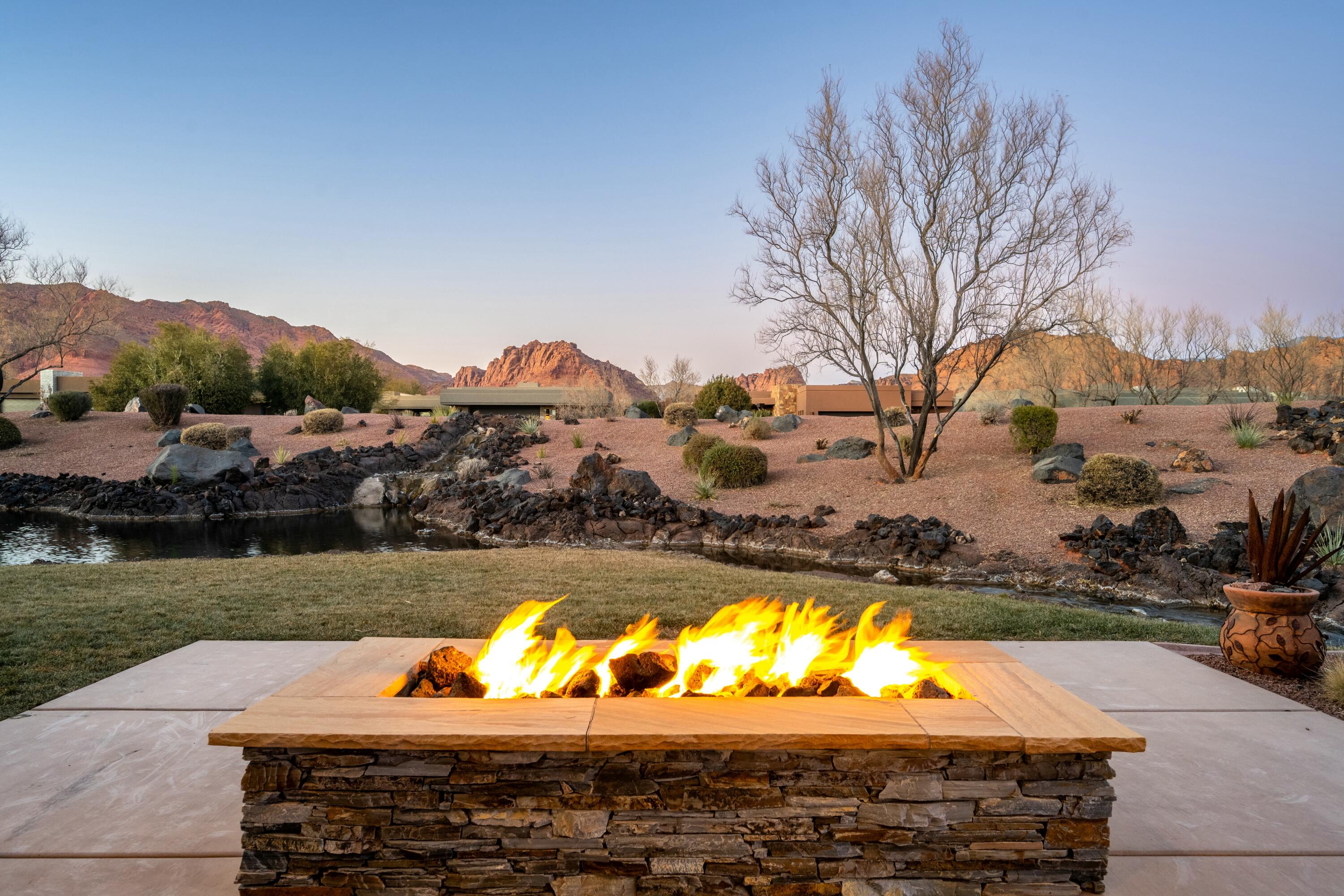 RESERVE OF ENTRADA SNOW CANYON PATIO HOMES - Residential