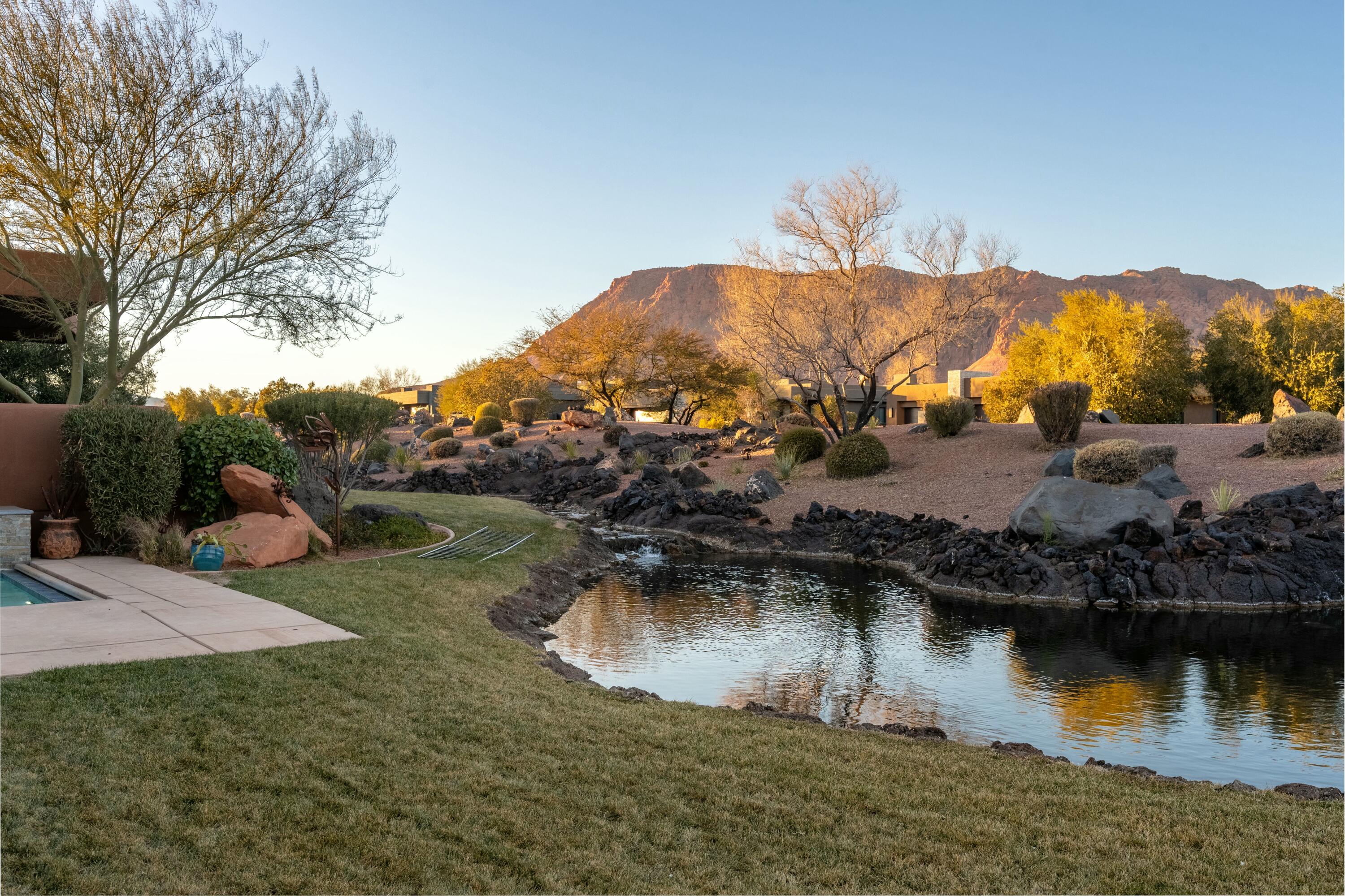 RESERVE OF ENTRADA SNOW CANYON PATIO HOMES - Residential